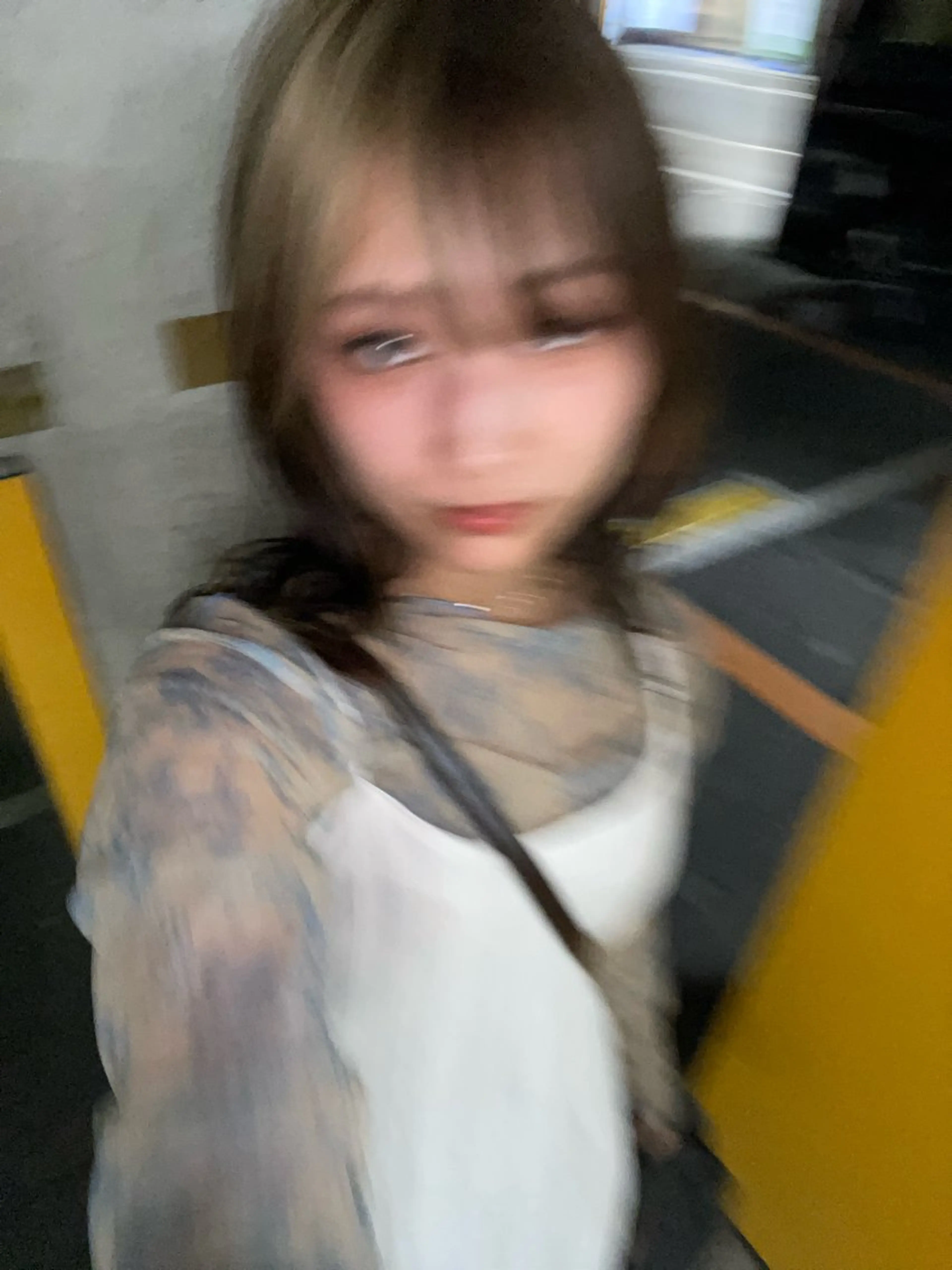 ミディアム カラー SoL🪐✧ 眞白のヘアスタイル