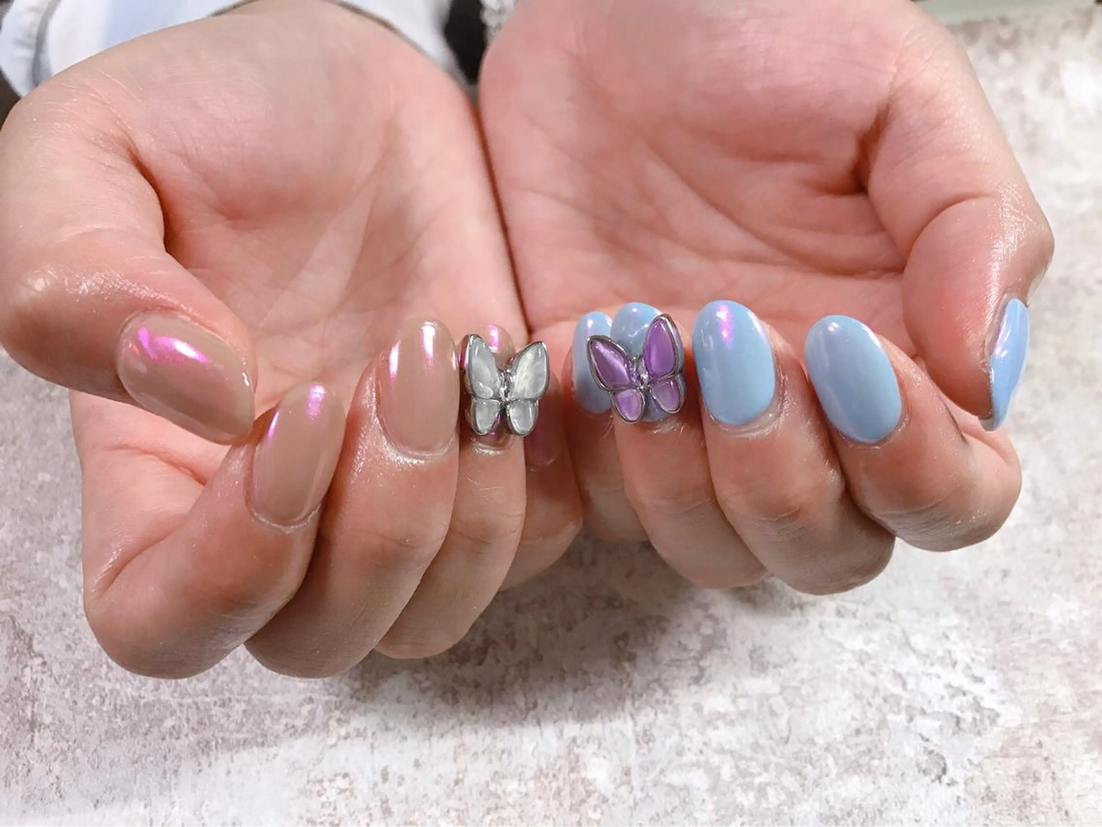 ネイル ミラーネイル kiki nail &brow二子玉川の眉毛・アイブロウイメージ