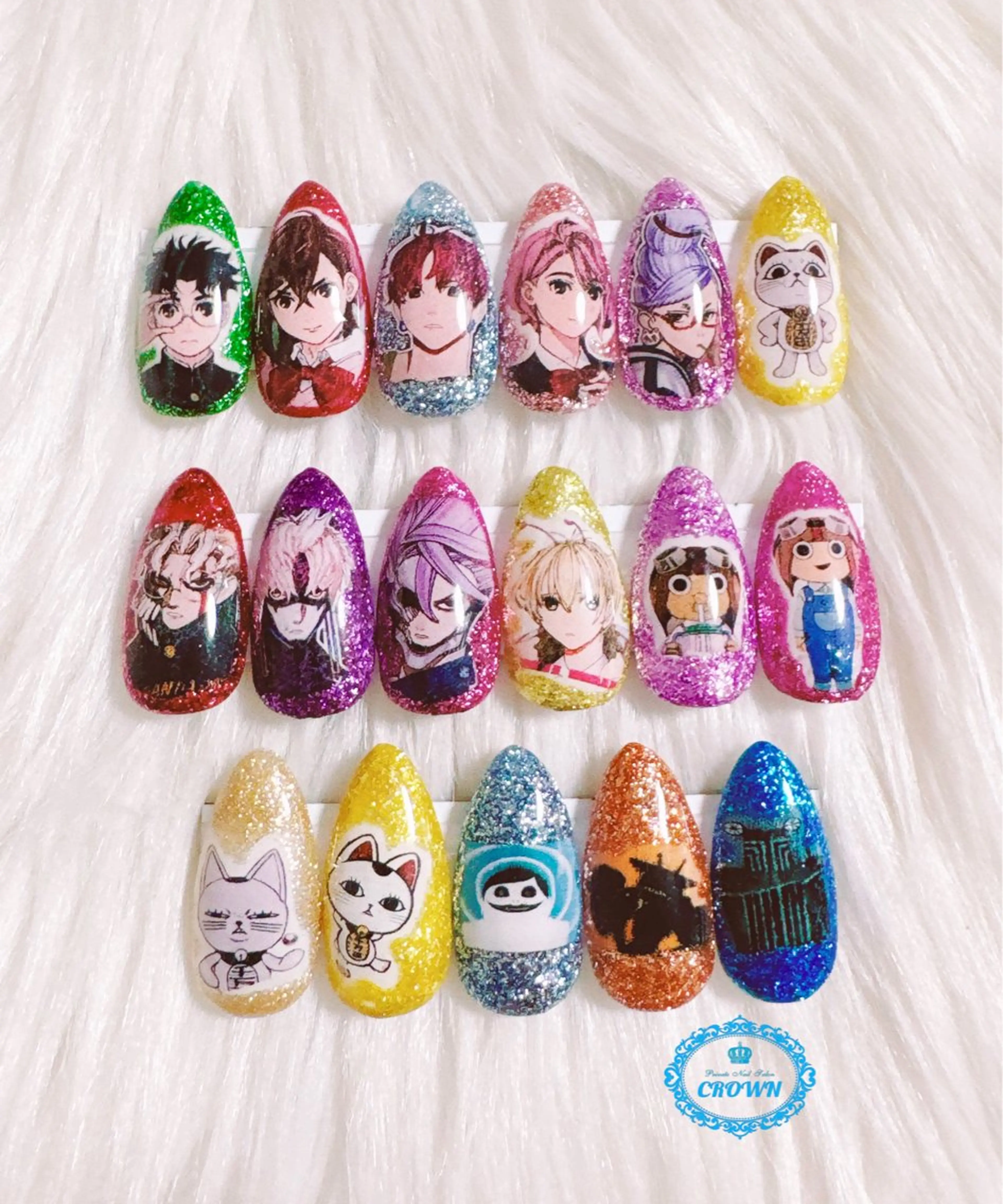 ネイル CROWN プライベートサロンのネイルデザイン