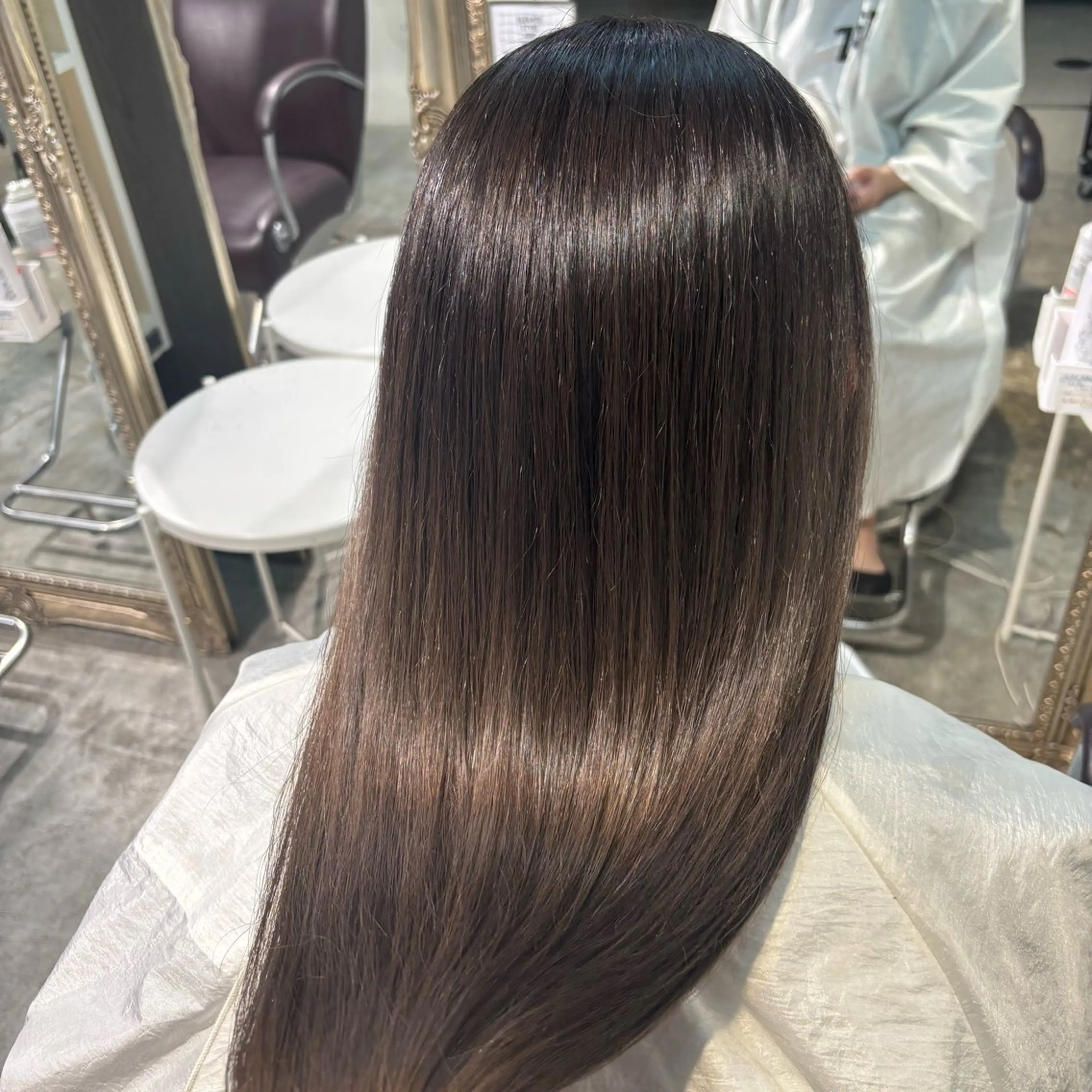 ロング トリートメント 艶ｶﾗｰ･:*個性派 ﾈｲﾙ🦋mire-のネイルデザイン