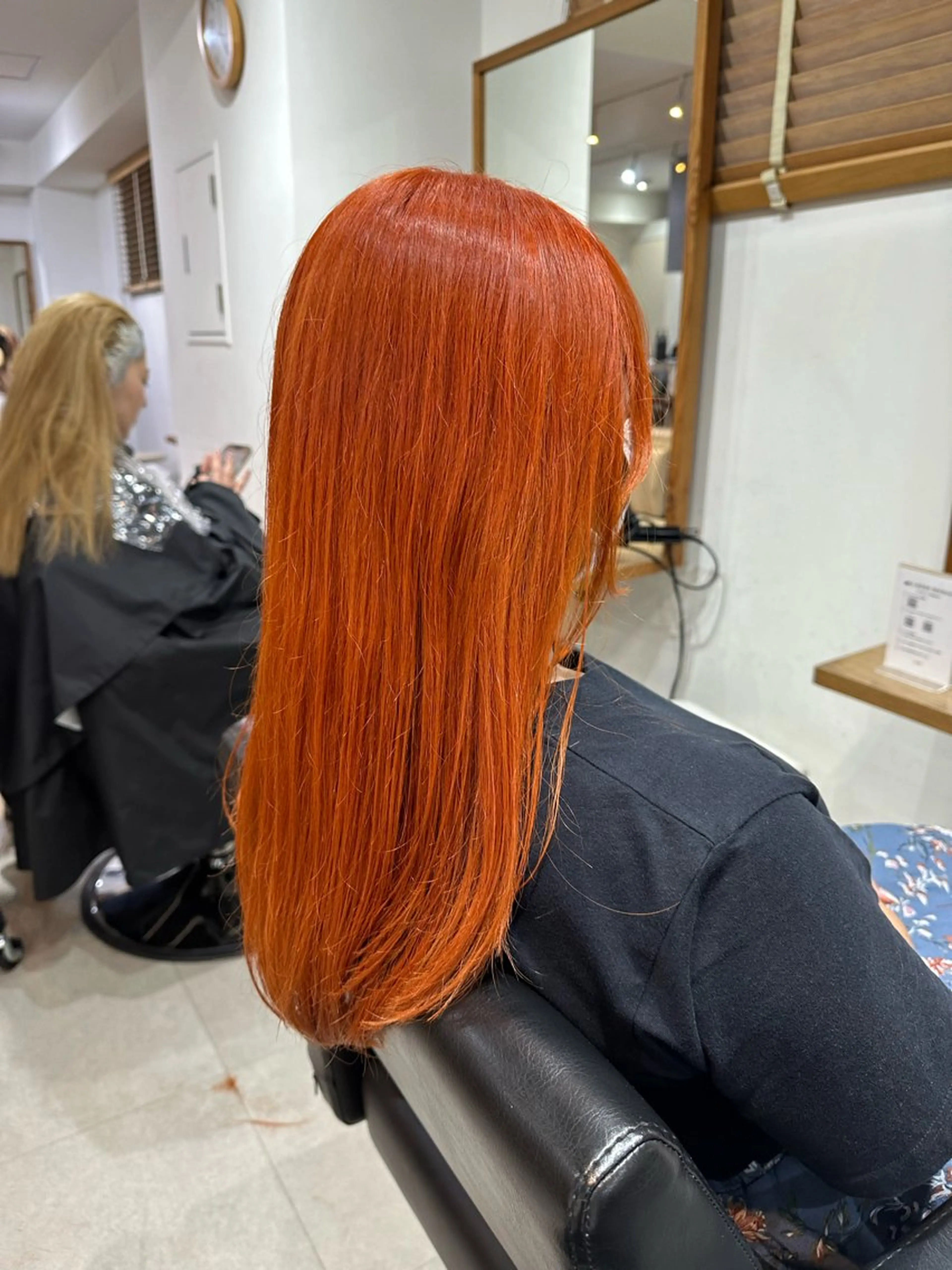 セミロング カラー 🐬脱白髪染めカラー 清水大世🐬のヘアスタイル