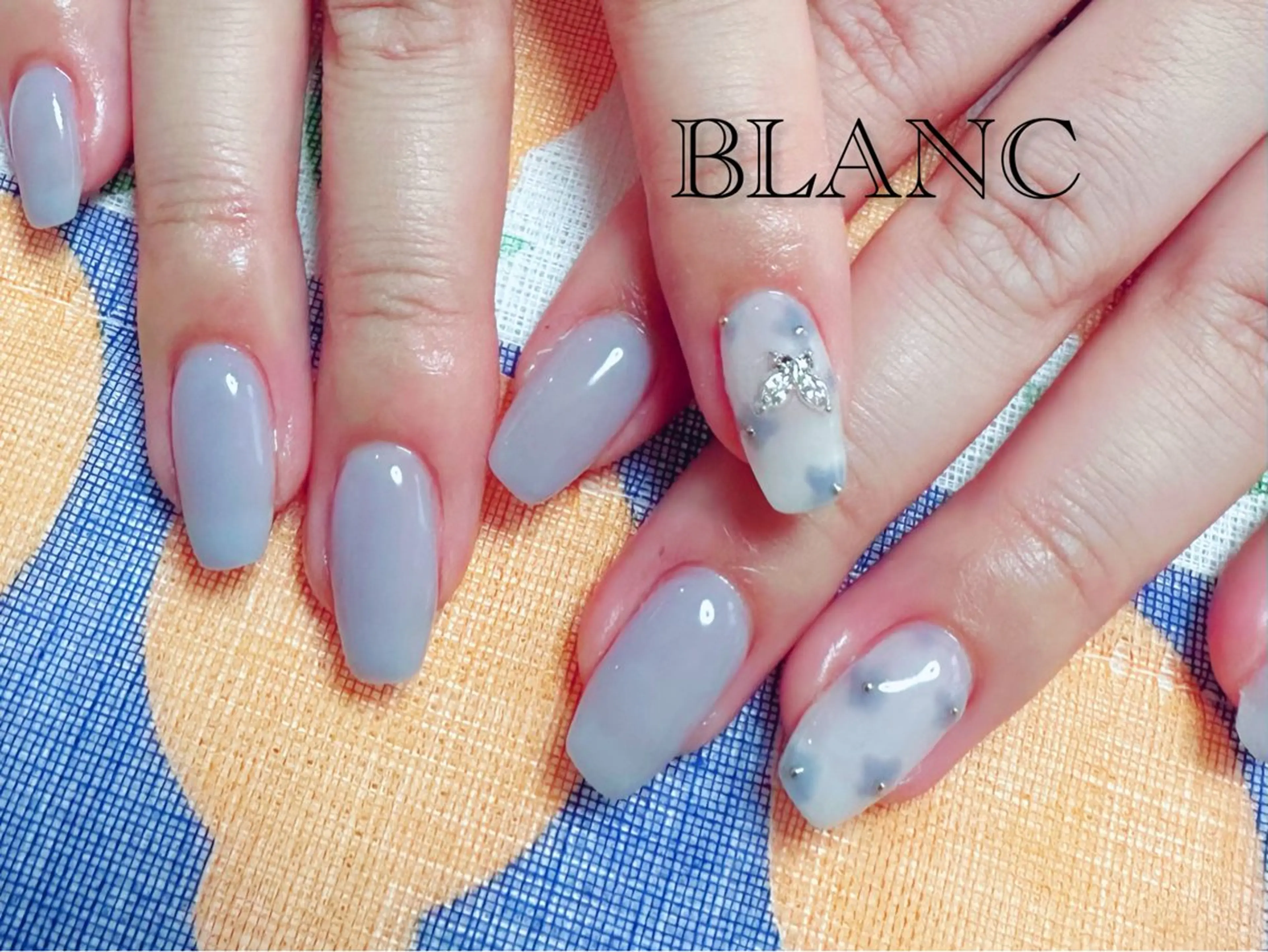 ネイル 長さ出し グラデーション 持ち込み ニュアンスネイル ワンカラーネイル ハンドネイル BLANC （ブラン）のネイルデザイン