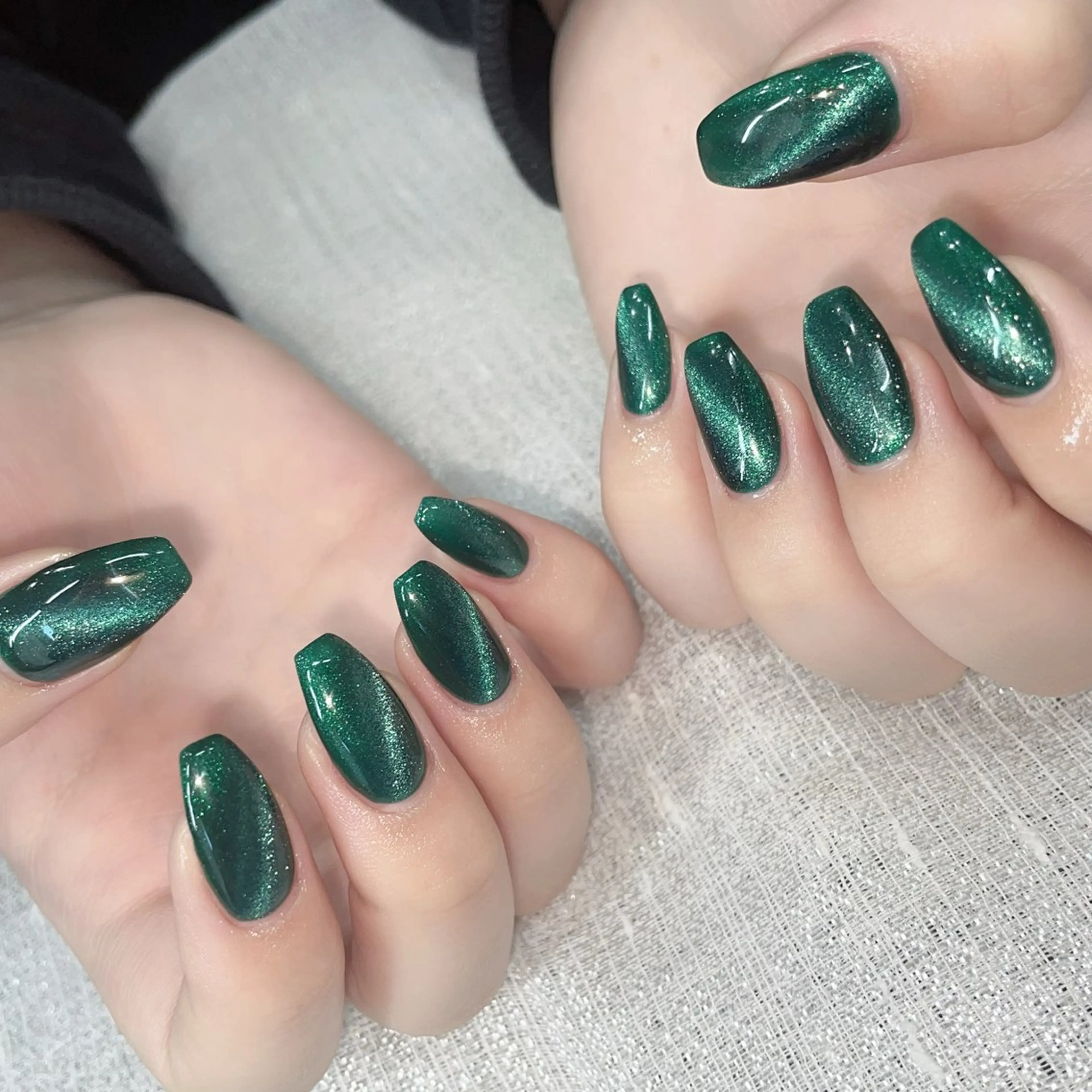 🌟ミニモ限定🌟マグネットネイル🧲(オローラマグネット込み)フラッシュ📸ネイル💅ワンカラー5000円💕の写真