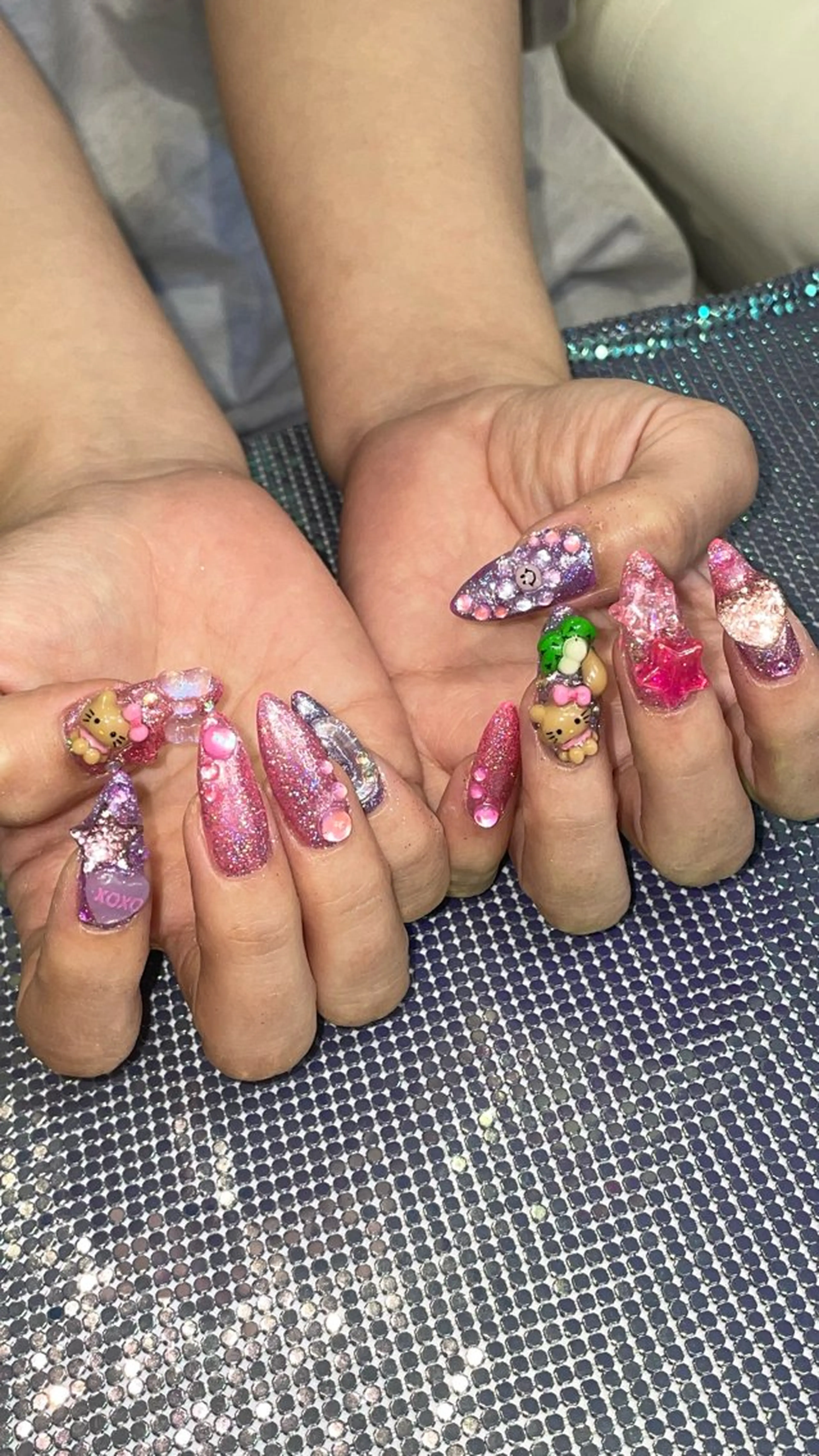 ネイル ハンドネイル RICO NAIL所属・RICO Nail パーツつけ放題🌈のネイルデザイン
