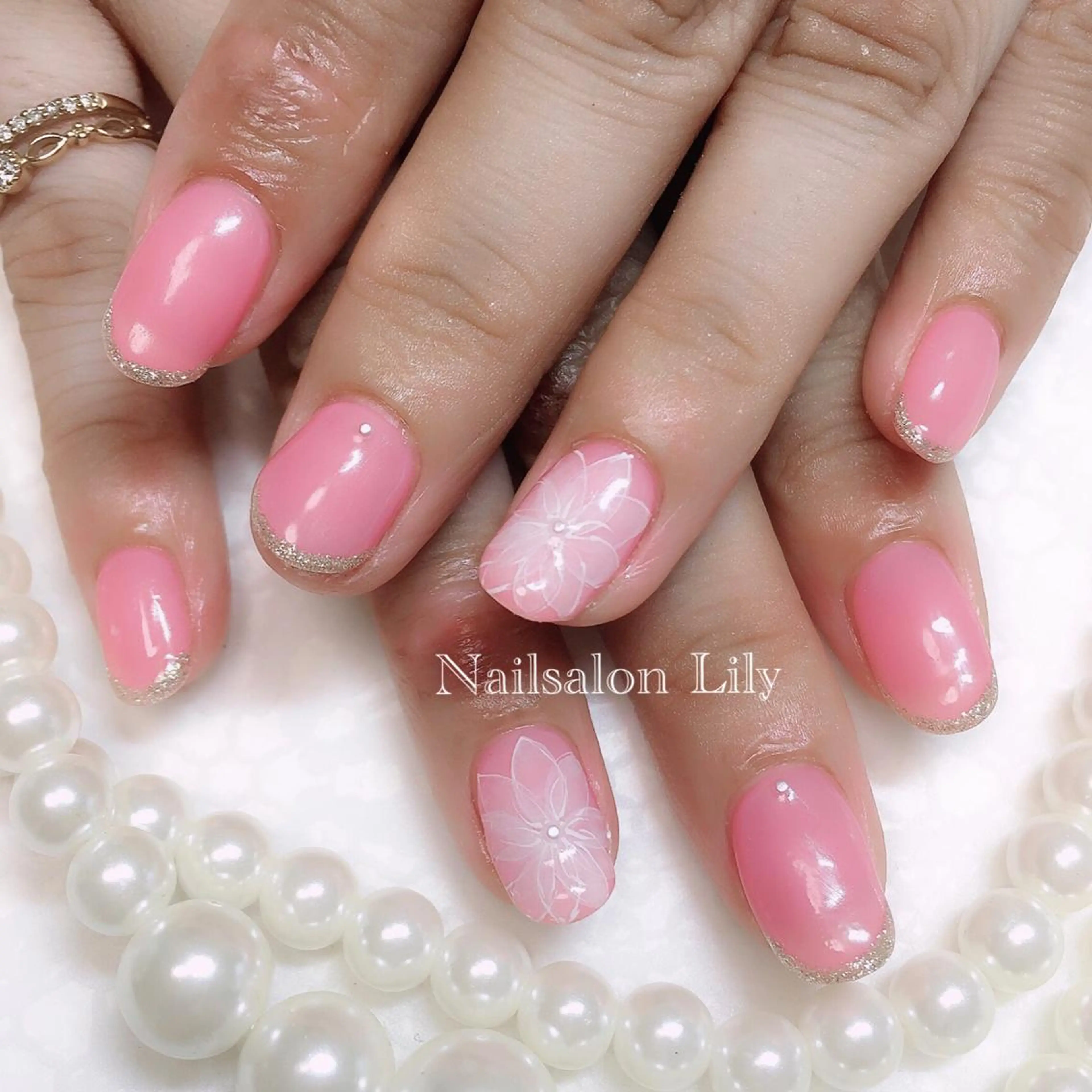ネイル フラワーネイル Lily*nail 🌻Mii🌻のネイルデザイン