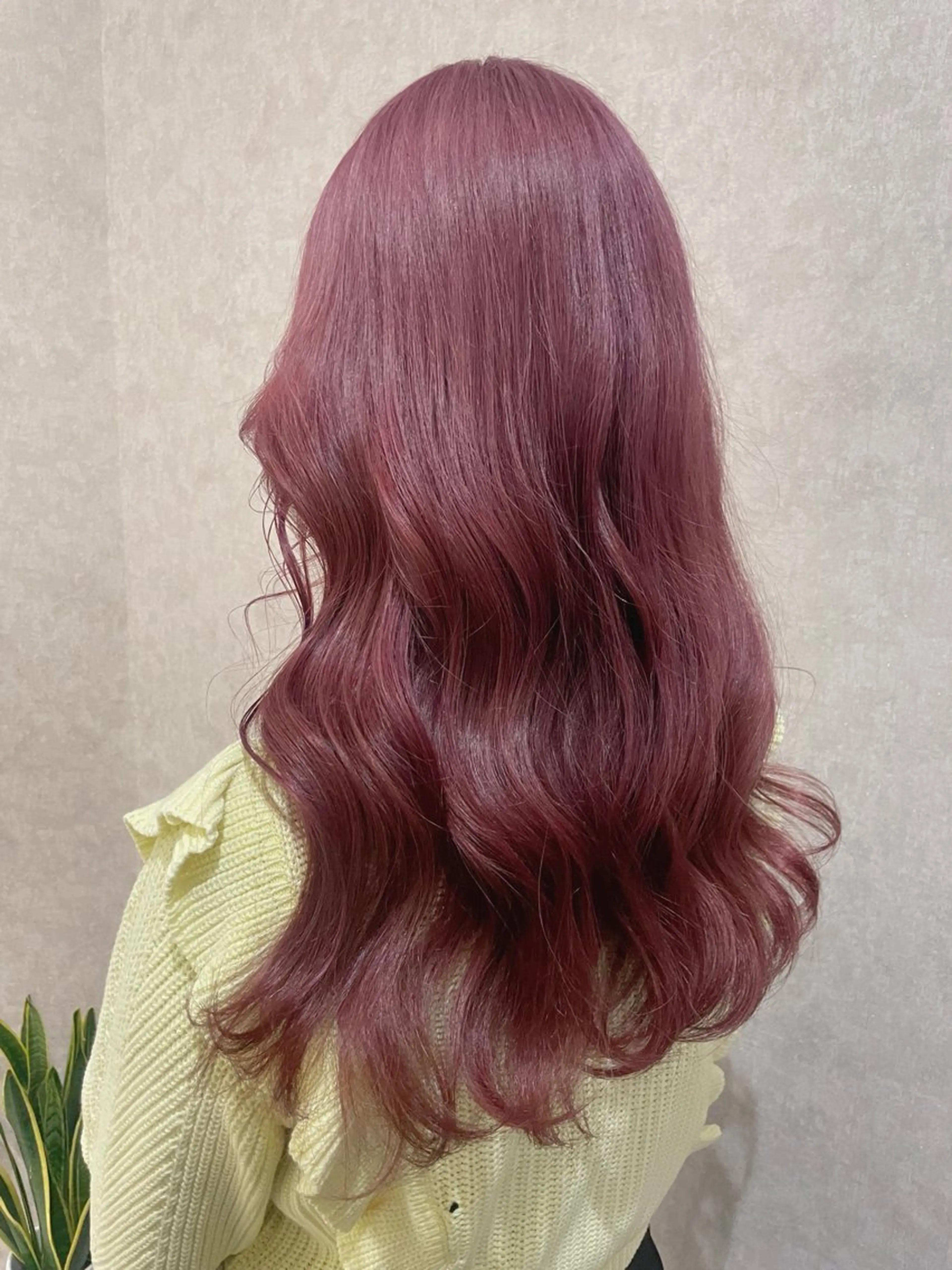 ロング カラー ヘアカラー Rio/ヘアセット/ ハイトーンカラーのヘアスタイル