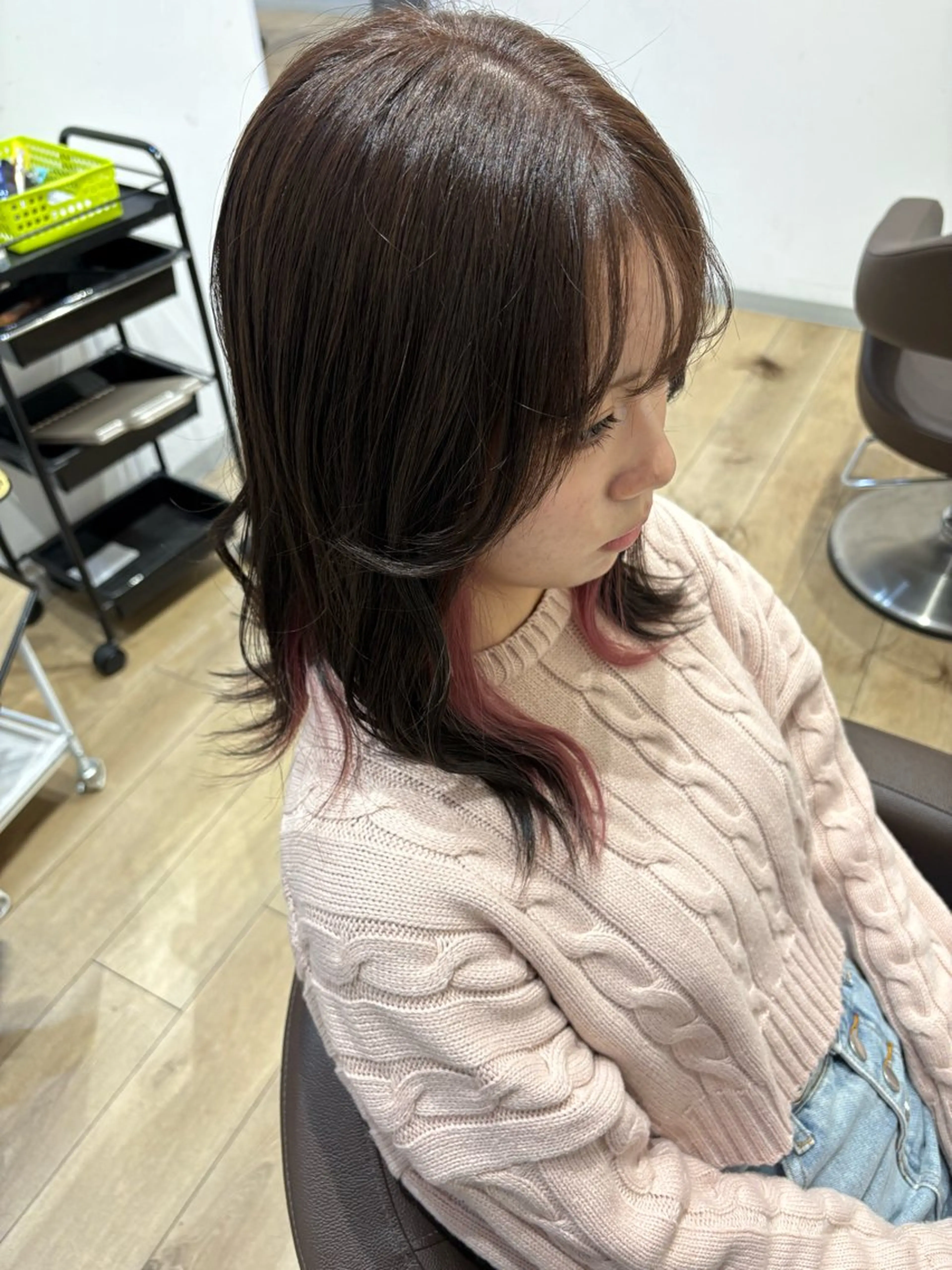 カラー 艶カラー/レイヤー /chere 金剛店のヘアスタイル