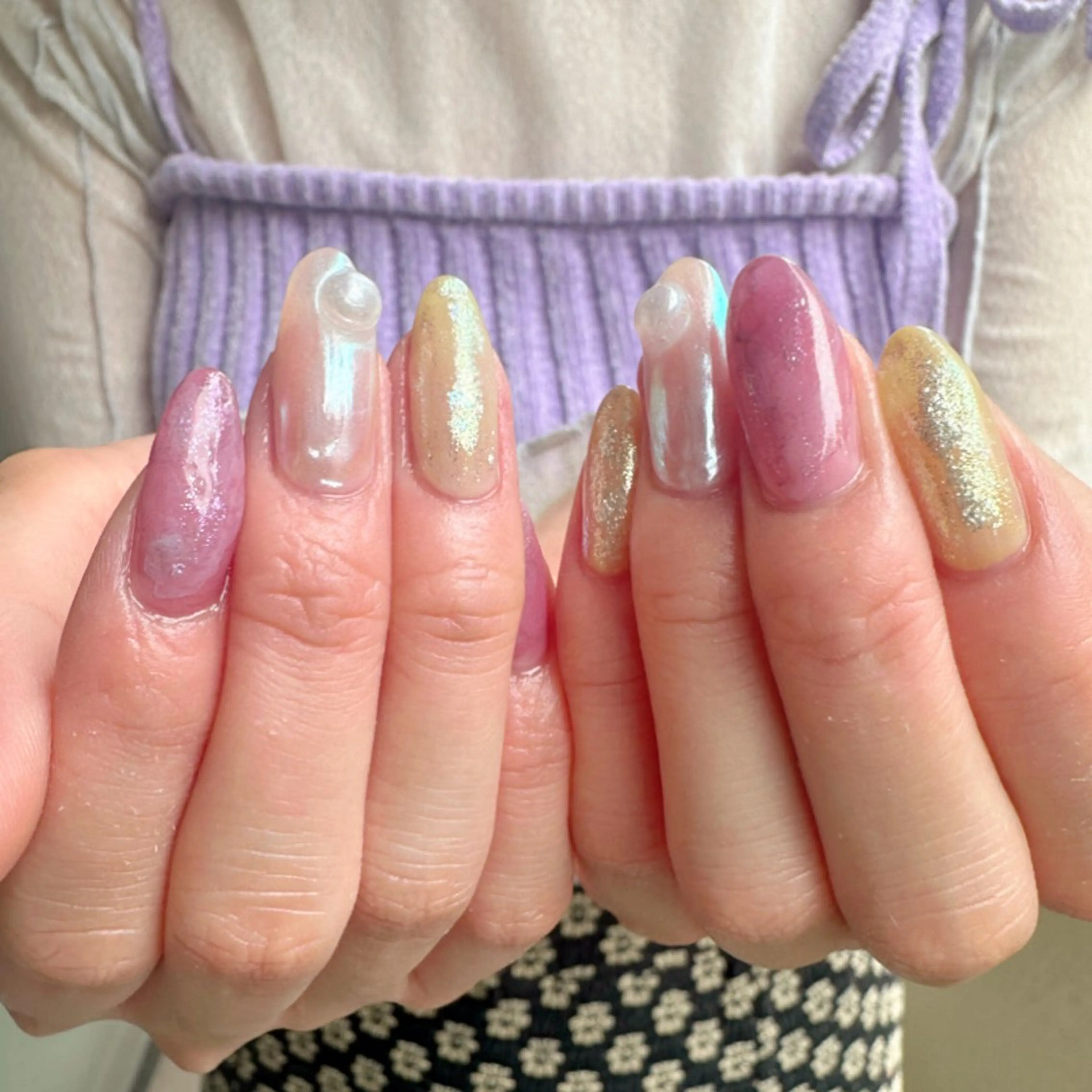 ネイル オーロラネイル 氷ネイル・うるうるネイル 韓国ネイル ロングネイル ピンク 🪞KAPE NAIL 🪞のネイルデザイン