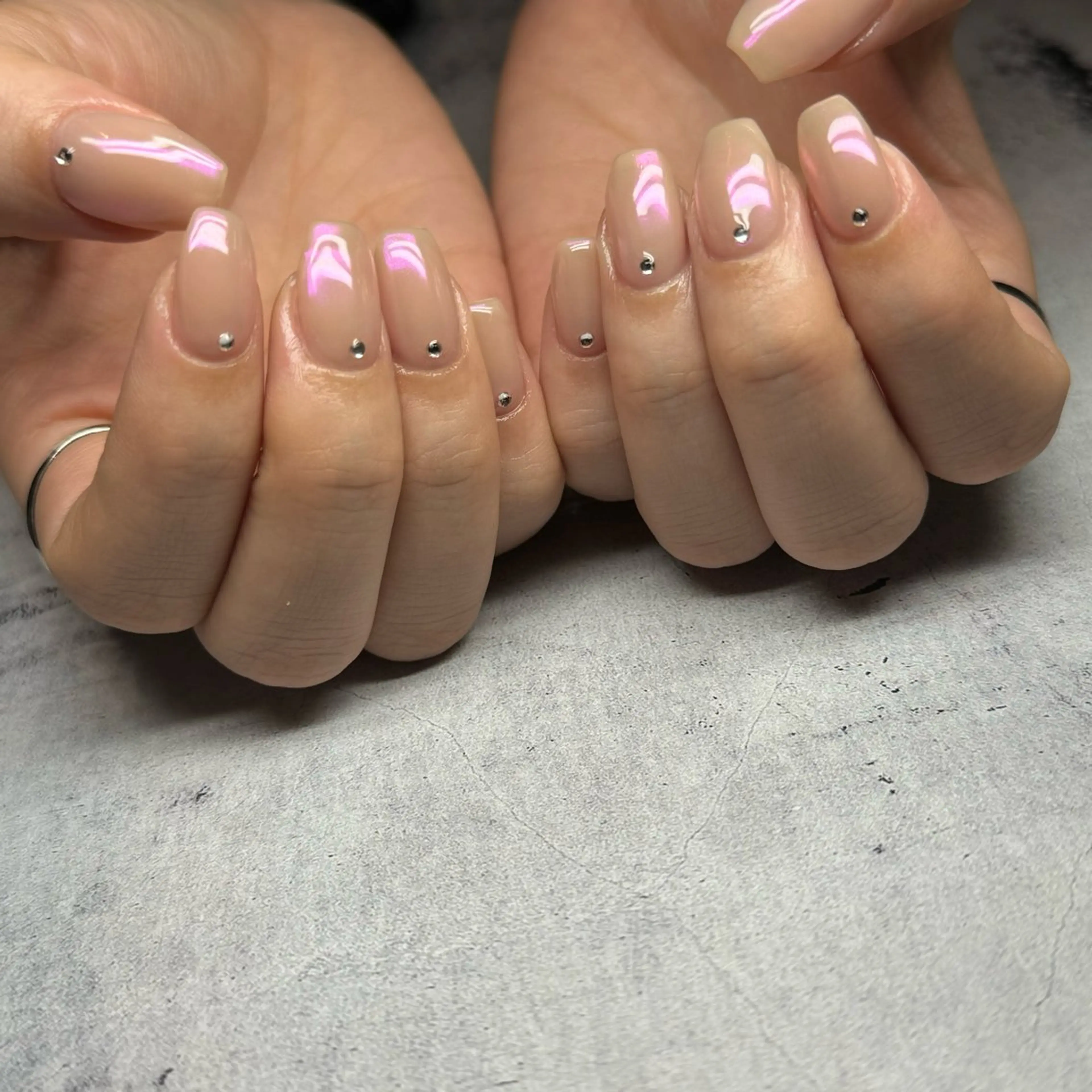 ネイル ミラーネイル ハンドネイル 𝐫𝐚𝐢 𝐧𝐚𝐢𝐥のネイルデザイン