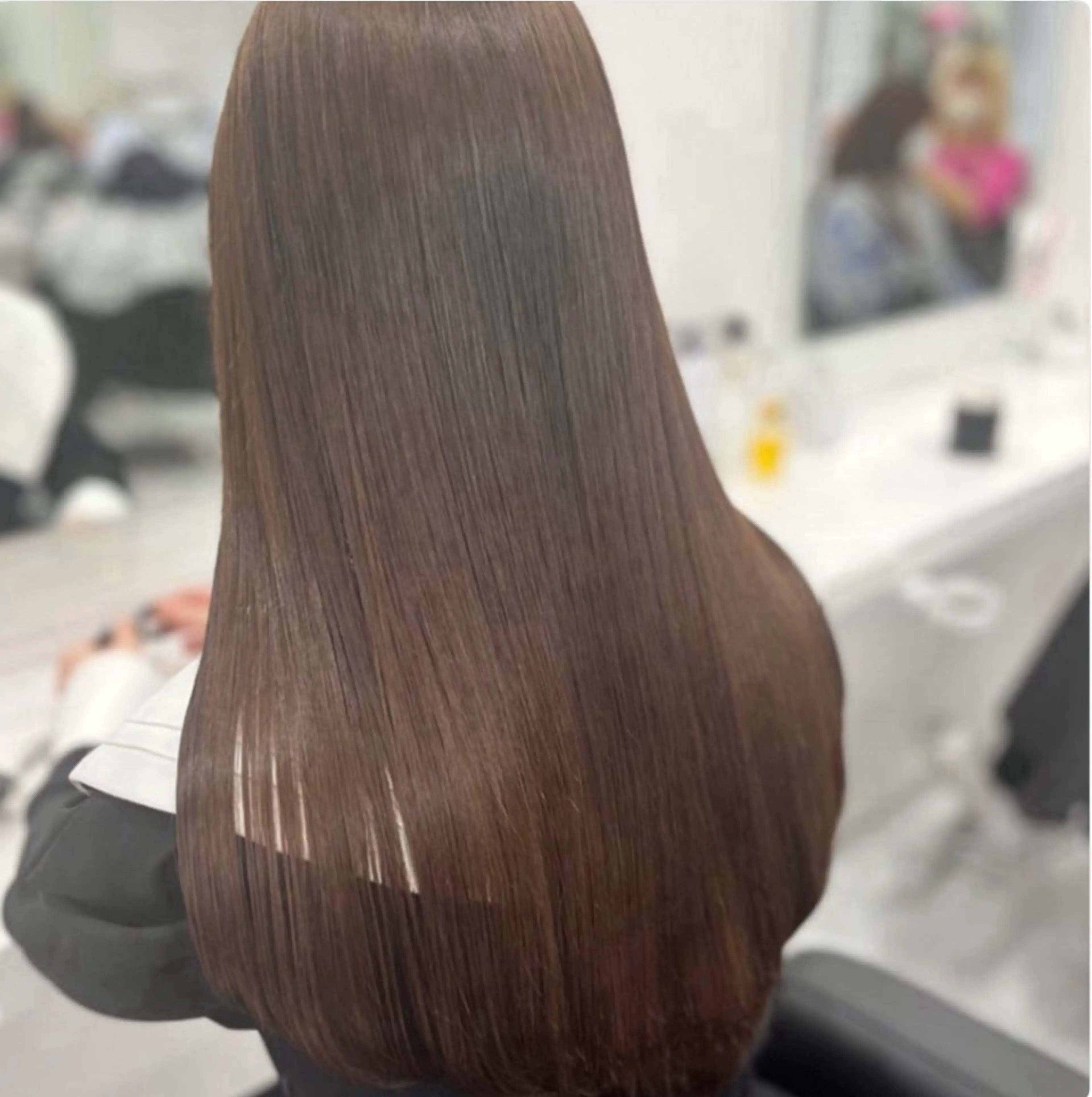 ロング カラー 🫧うる艶トレンド 🫧透明感カラーのヘアスタイル