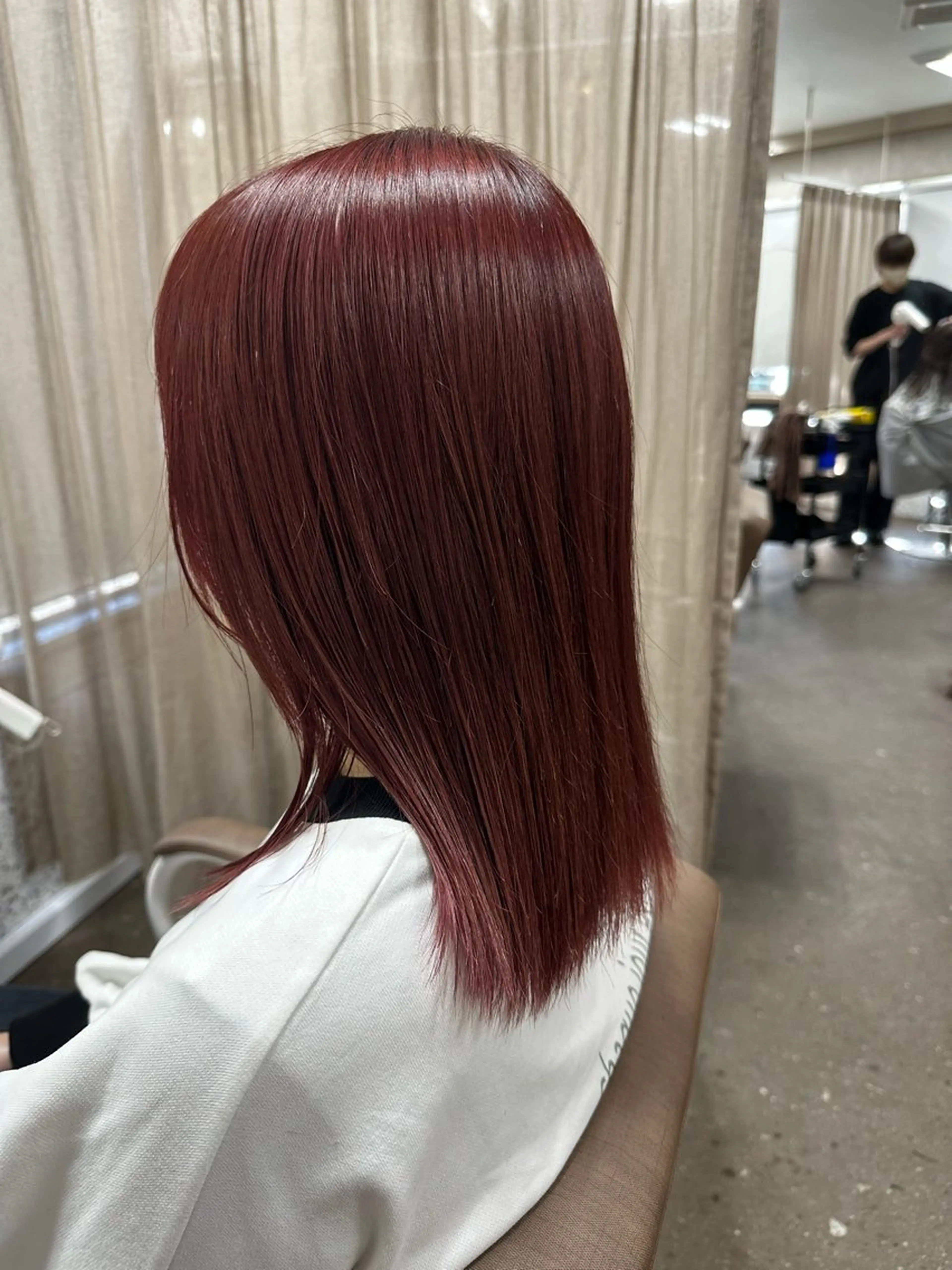 ミディアム レッドブラウン カット ヘアカラー トリートメント TELA HAIR 副代表RIKUのヘアスタイル