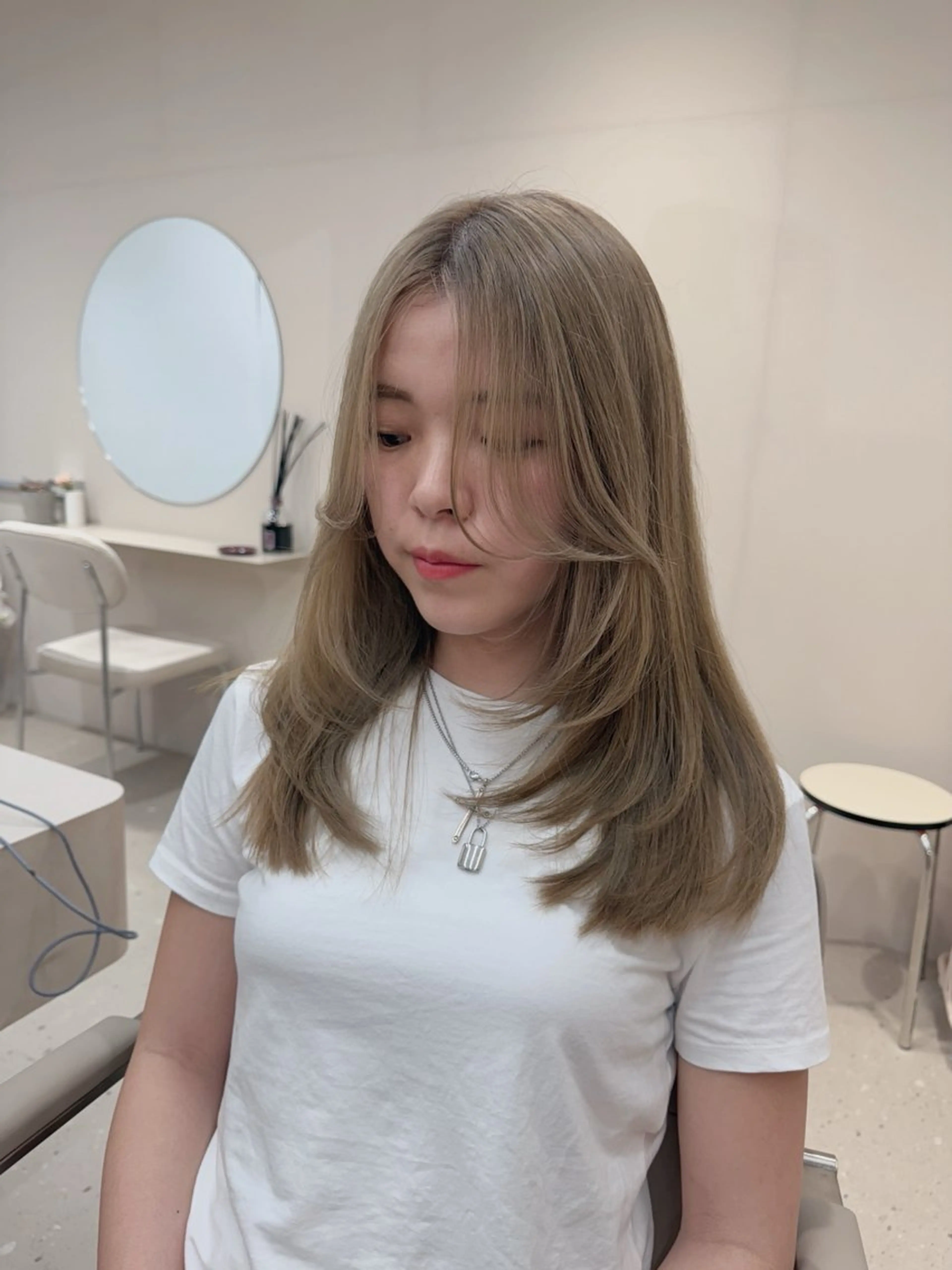 ロング カラー レイヤーカット ちえみ/ ボブ・ショート募集中のヘアスタイル