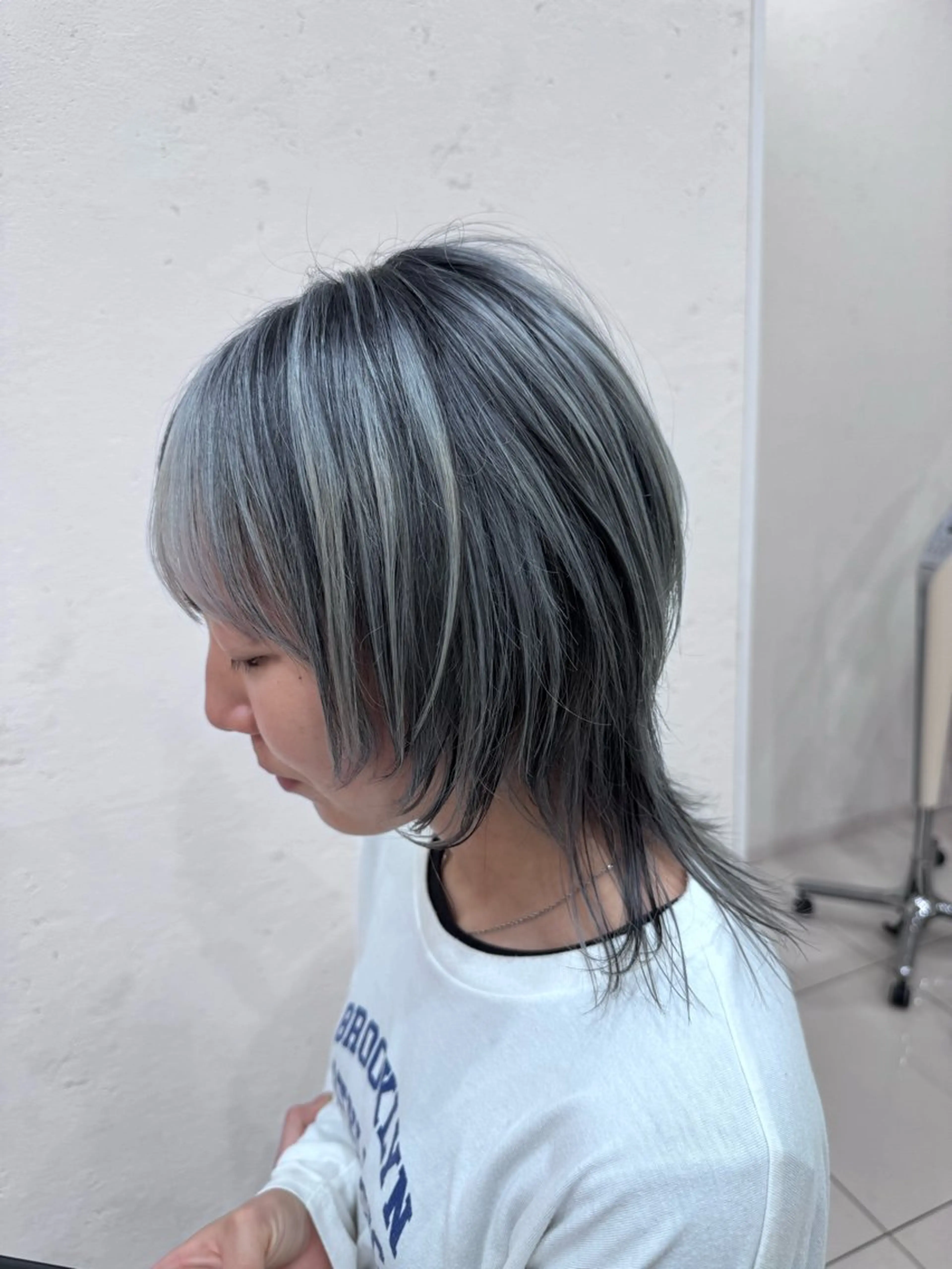 ミディアム カラー ブリーチ ウルフカット カット ヘアカラー ✨カラーの悩み 解決✨斎藤相慶のヘアスタイル