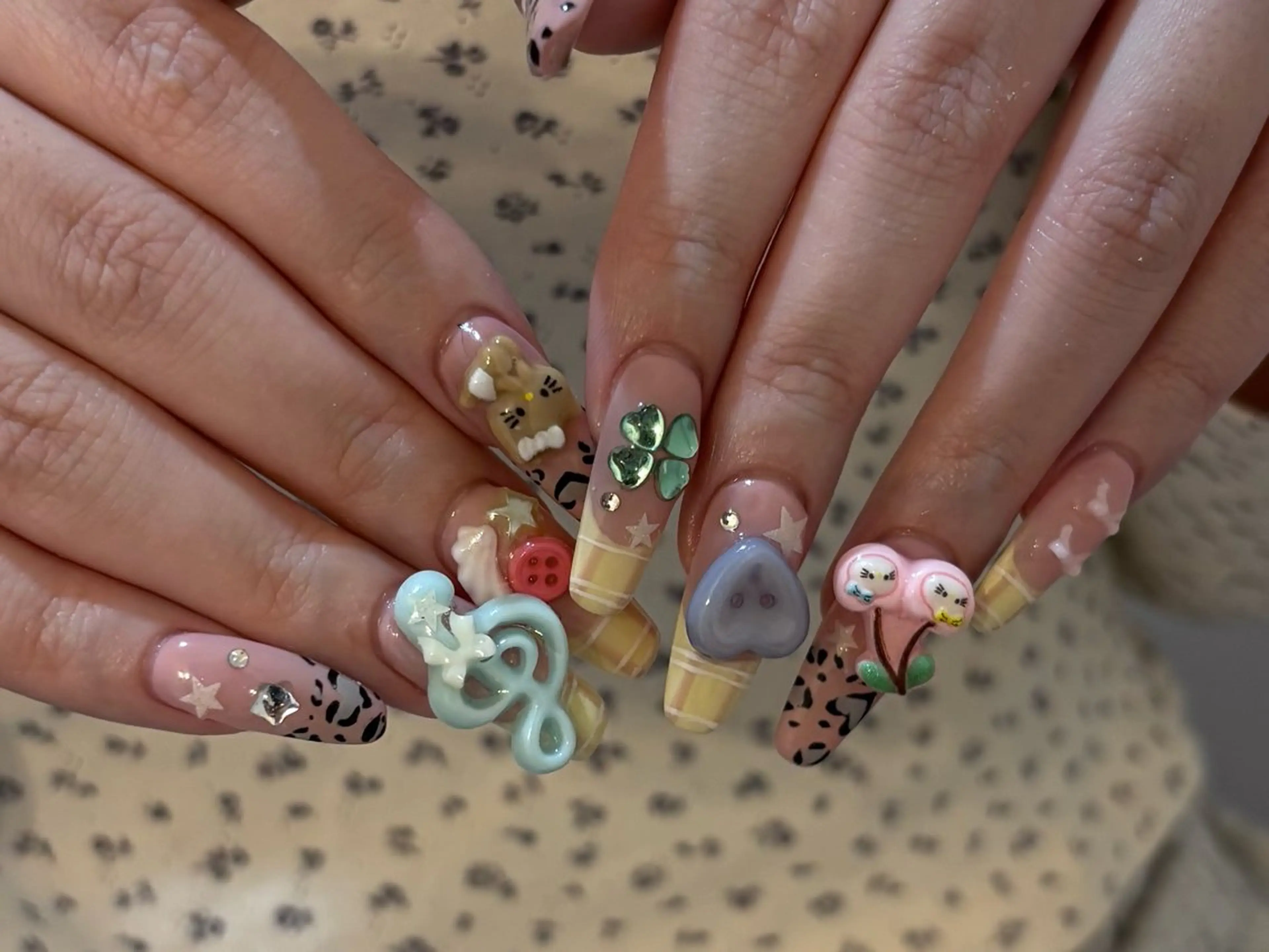 ネイル ハンドネイル mimi 高石桃朱のネイルデザイン