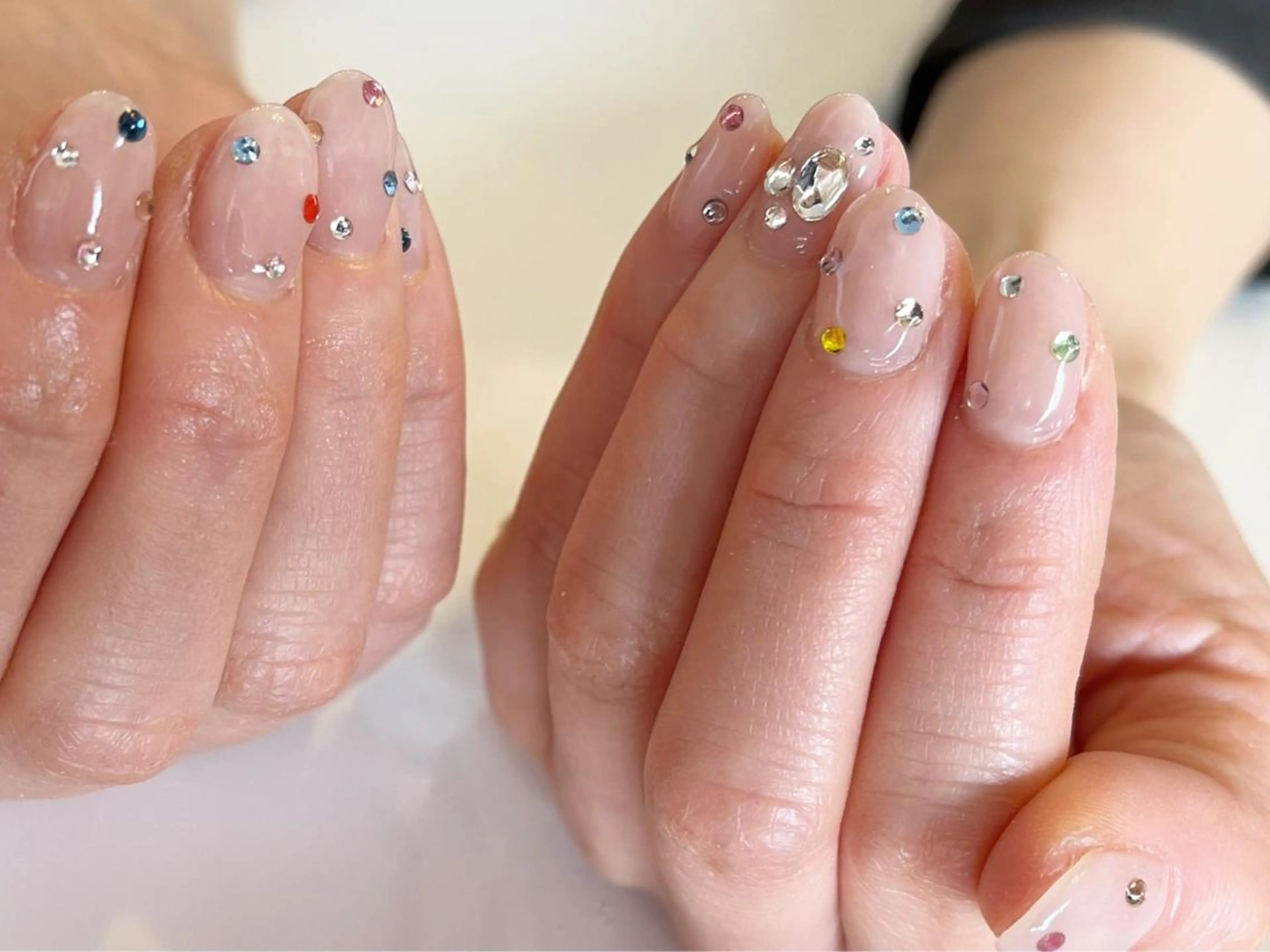 ネイル フットネイル ニュアンスネイル シンプルネイル 春ネイル ストーンネイル nail fufla ♡yamane♡のネイルデザイン