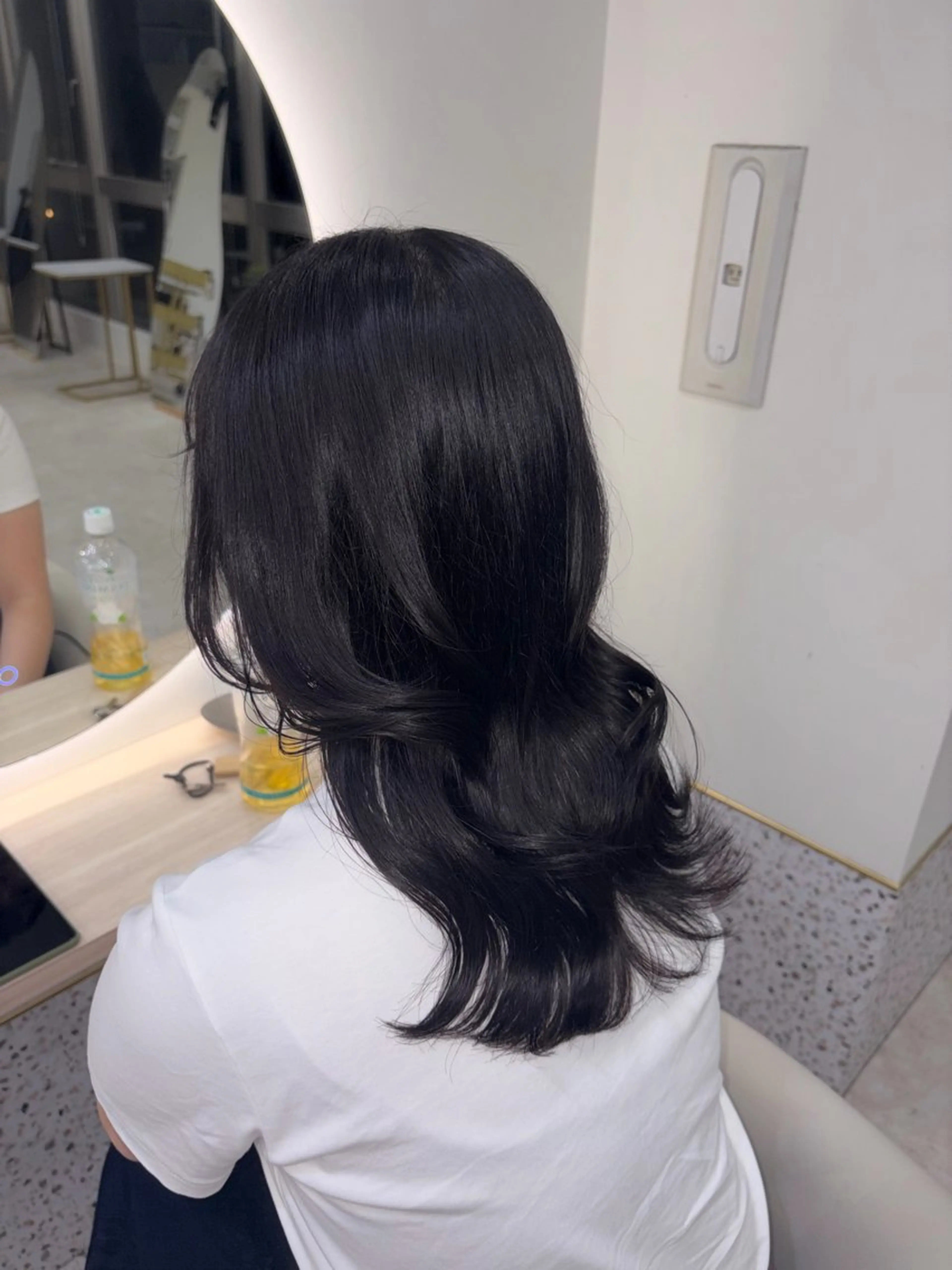 セミロング カラー ラベンダーカラー ヘアカラー ゆうわのヘアスタイル