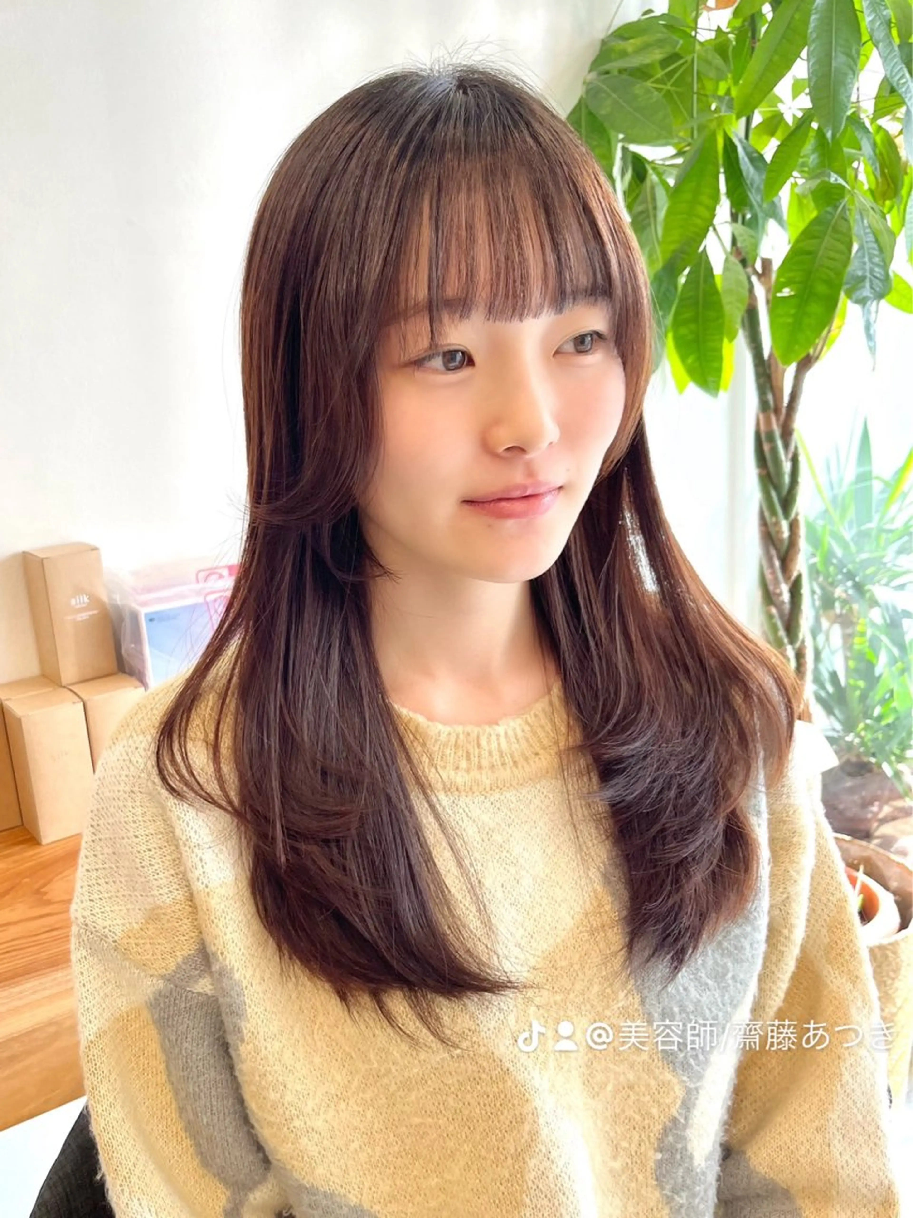 ロング ヘアアレンジ レイヤーカット i.Ehime所属・VIEW EHIME 齋藤  あつきのヘアスタイル