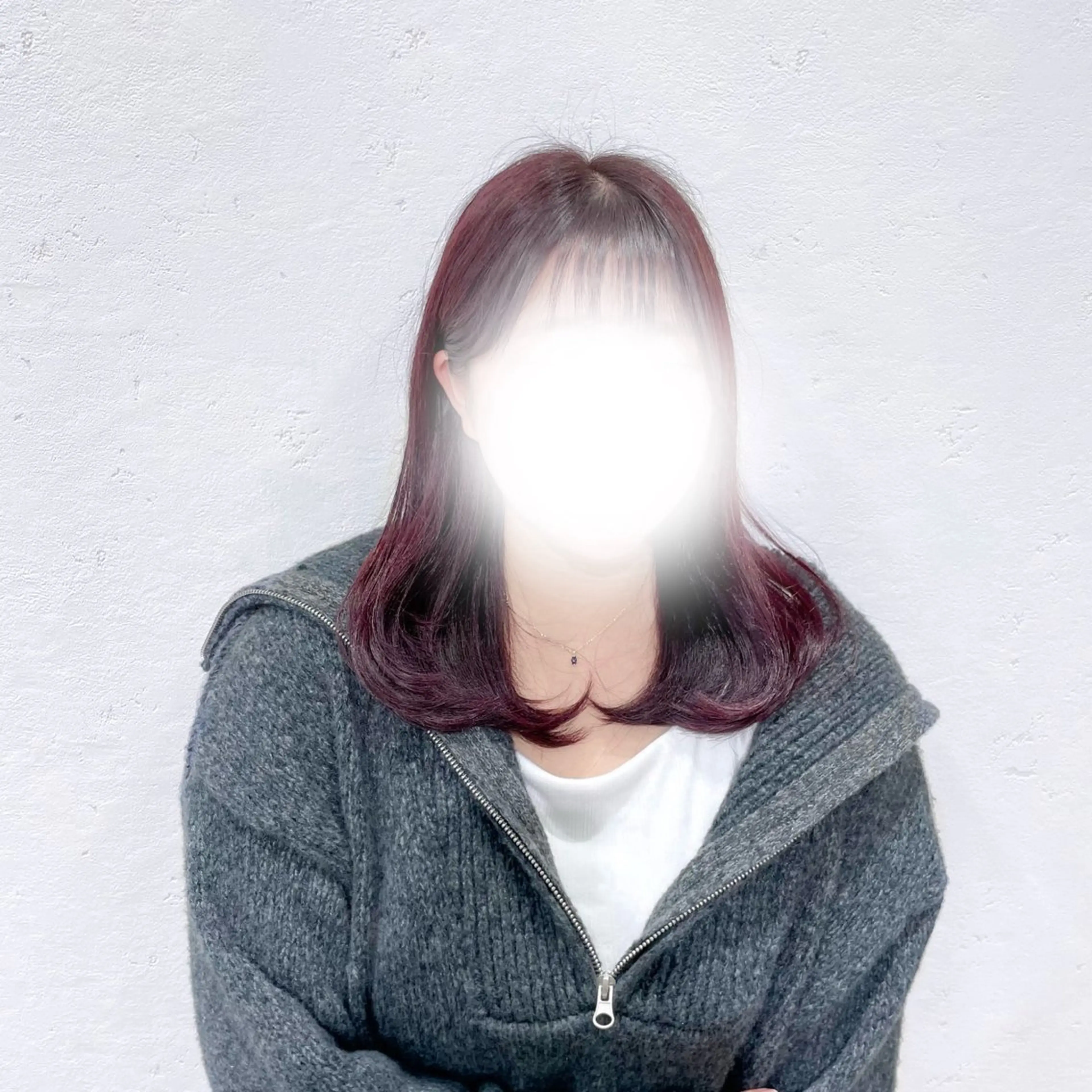 ミディアム カット ヘアカラー 渡辺 あいかのヘアスタイル