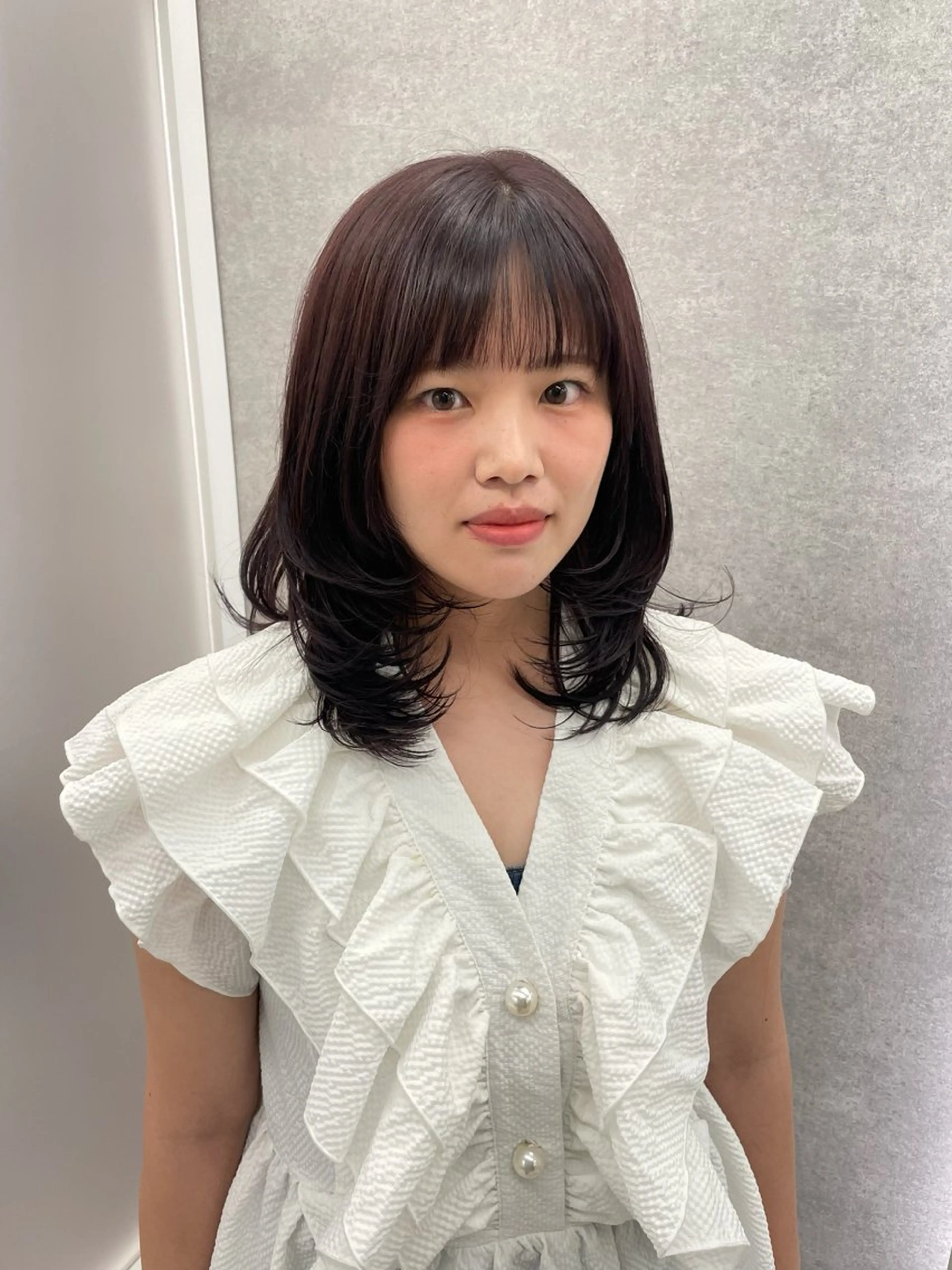 ミディアム カラー 透明感カラー ラベンダーカラー レイヤーカット カット ヘアカラー トリートメント 愛華 【geep】のヘアスタイル