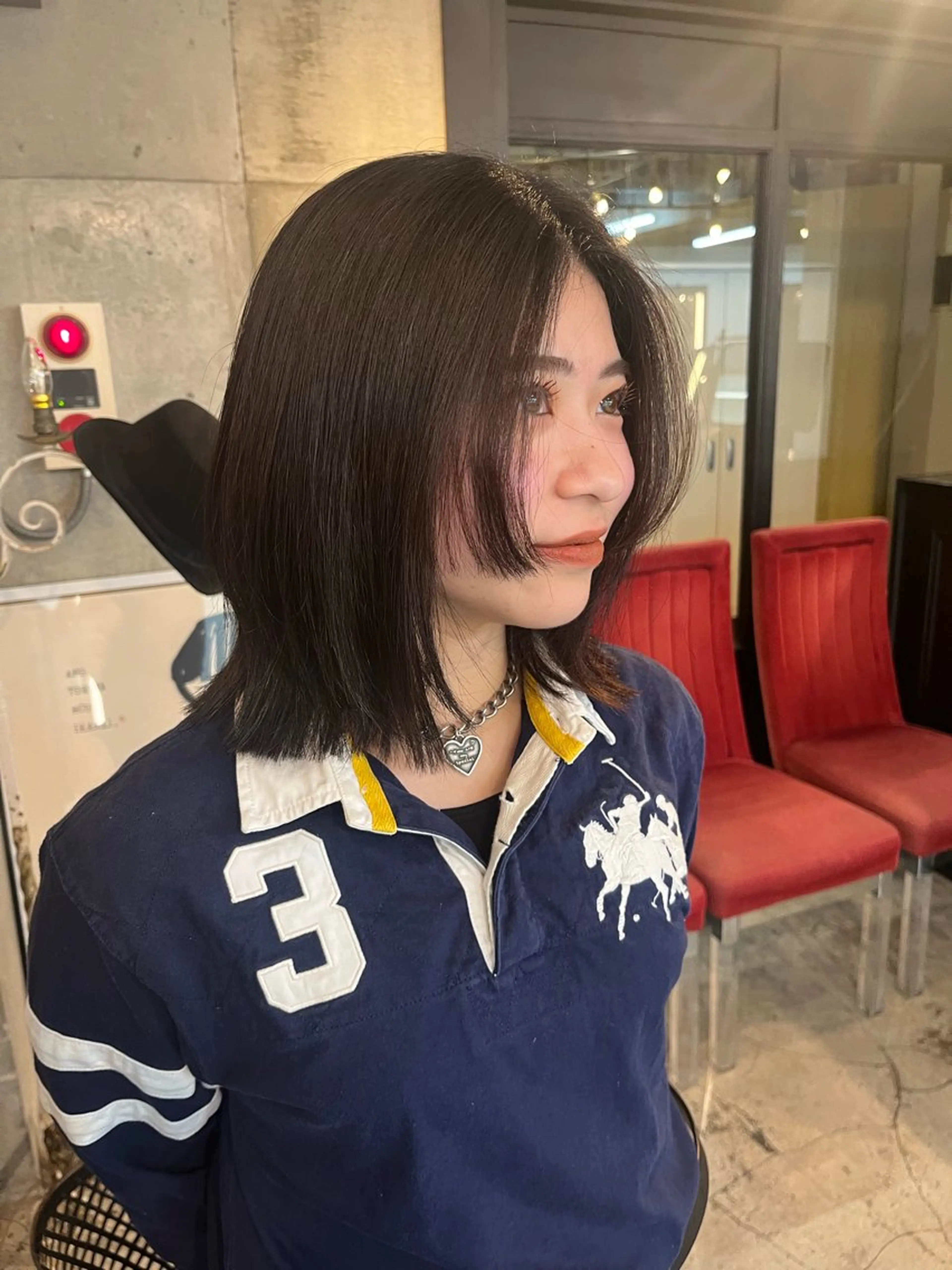 ミディアム イシイ モエカのヘアスタイル