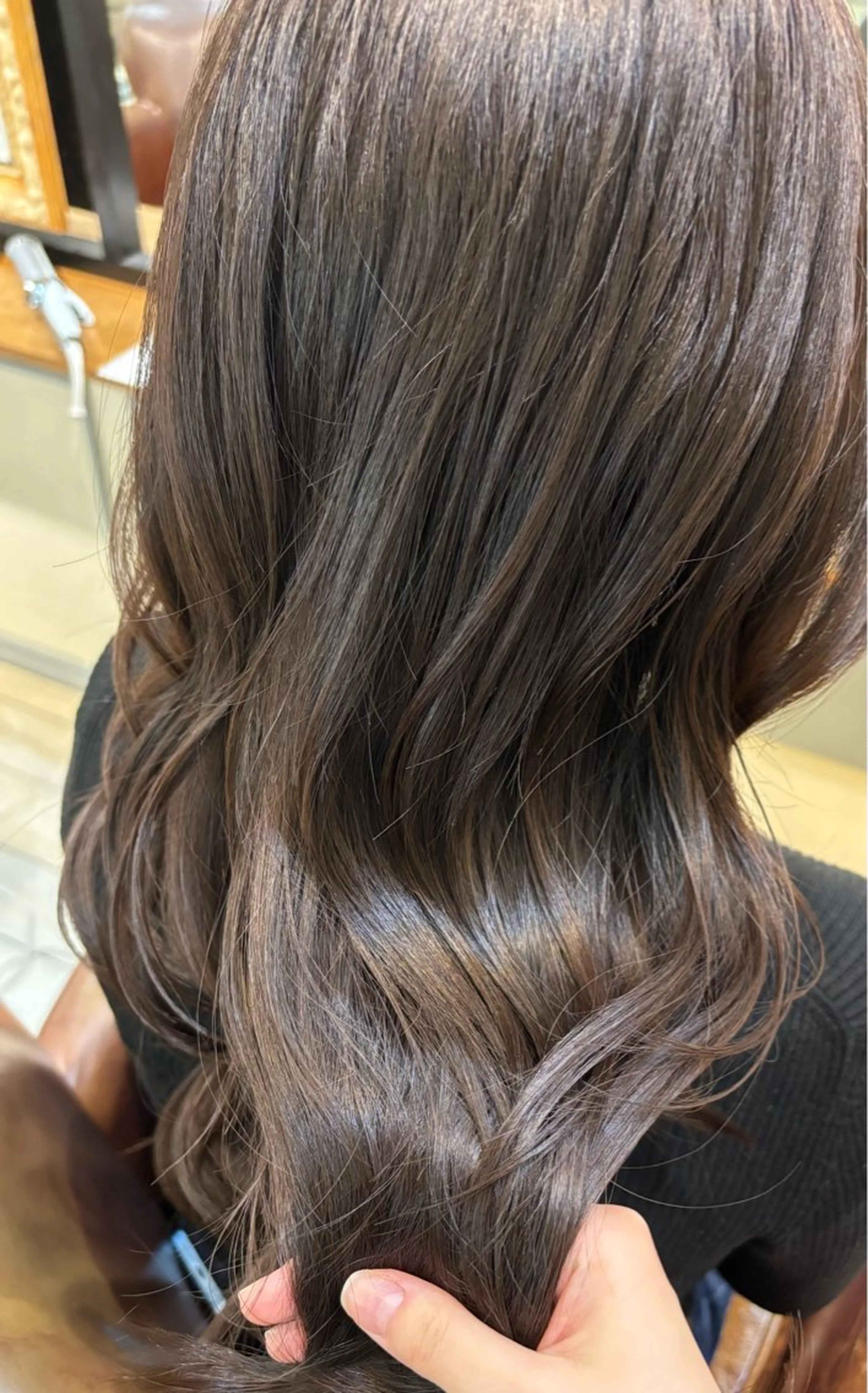 ロング カラー ヘアカラー トリートメント 古屋 澪　艶髪カラー✨のヘアスタイル