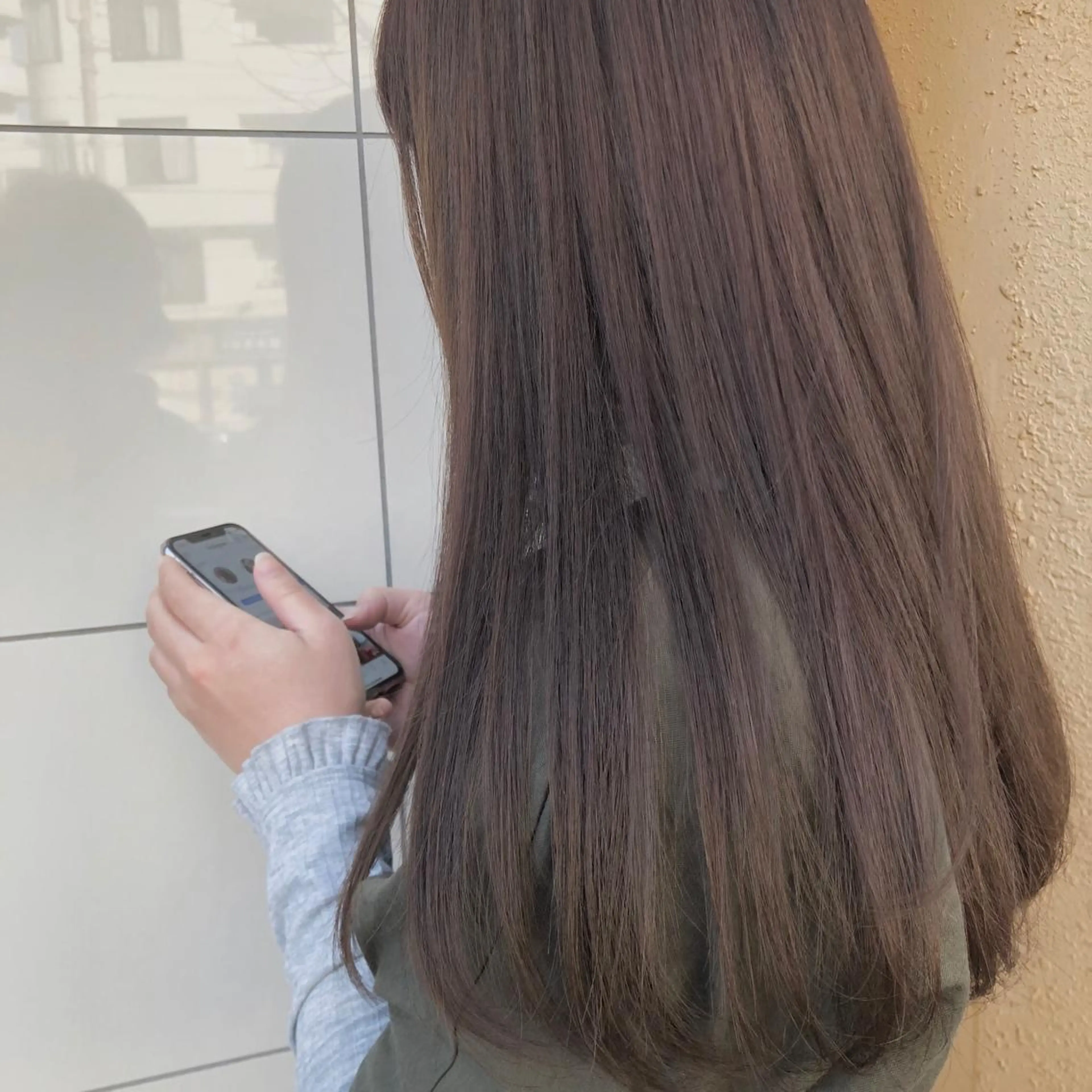 ロング 江藤貴基 レイヤー カット【駅徒歩⑥歩】のヘアスタイル