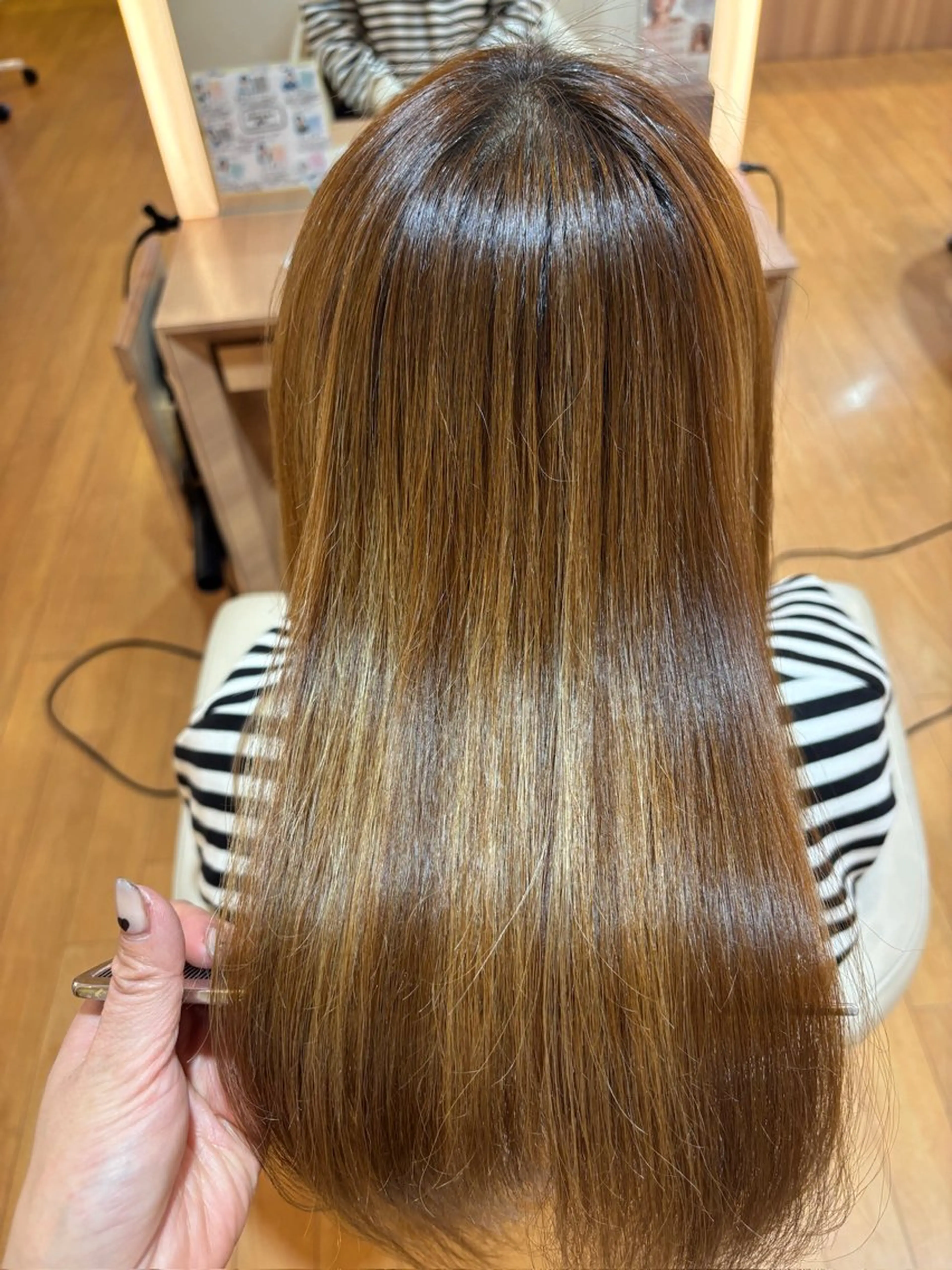ミディアム 酸性ストレート 髪質改善カラー 清利あやなのヘアスタイル
