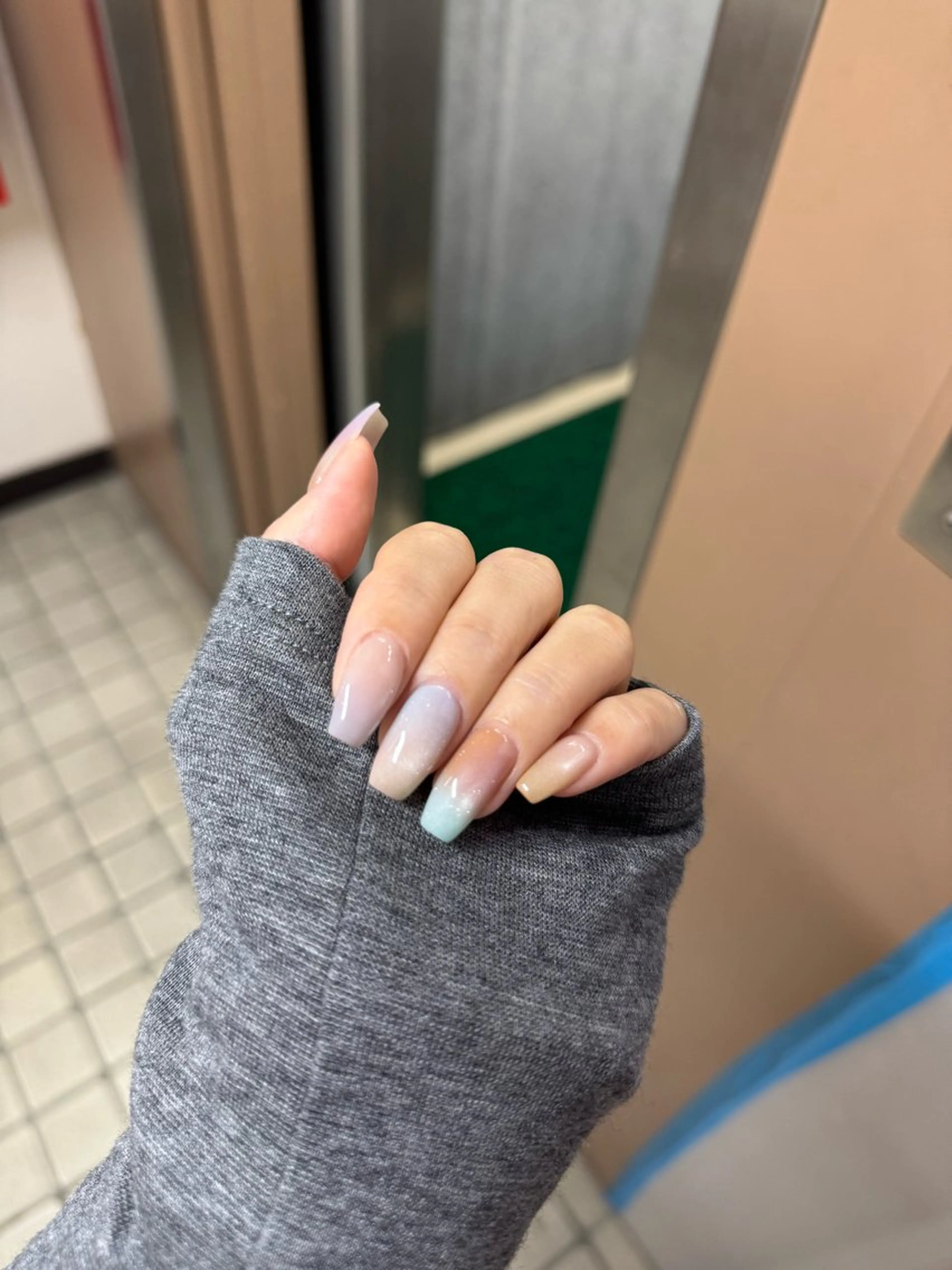 ネイル アートネイル オーロラネイル チークネイル フレンチネイル ガラスフレンチ ハンドネイル 🎀🎀YooLi Nail Salonのネイルデザイン