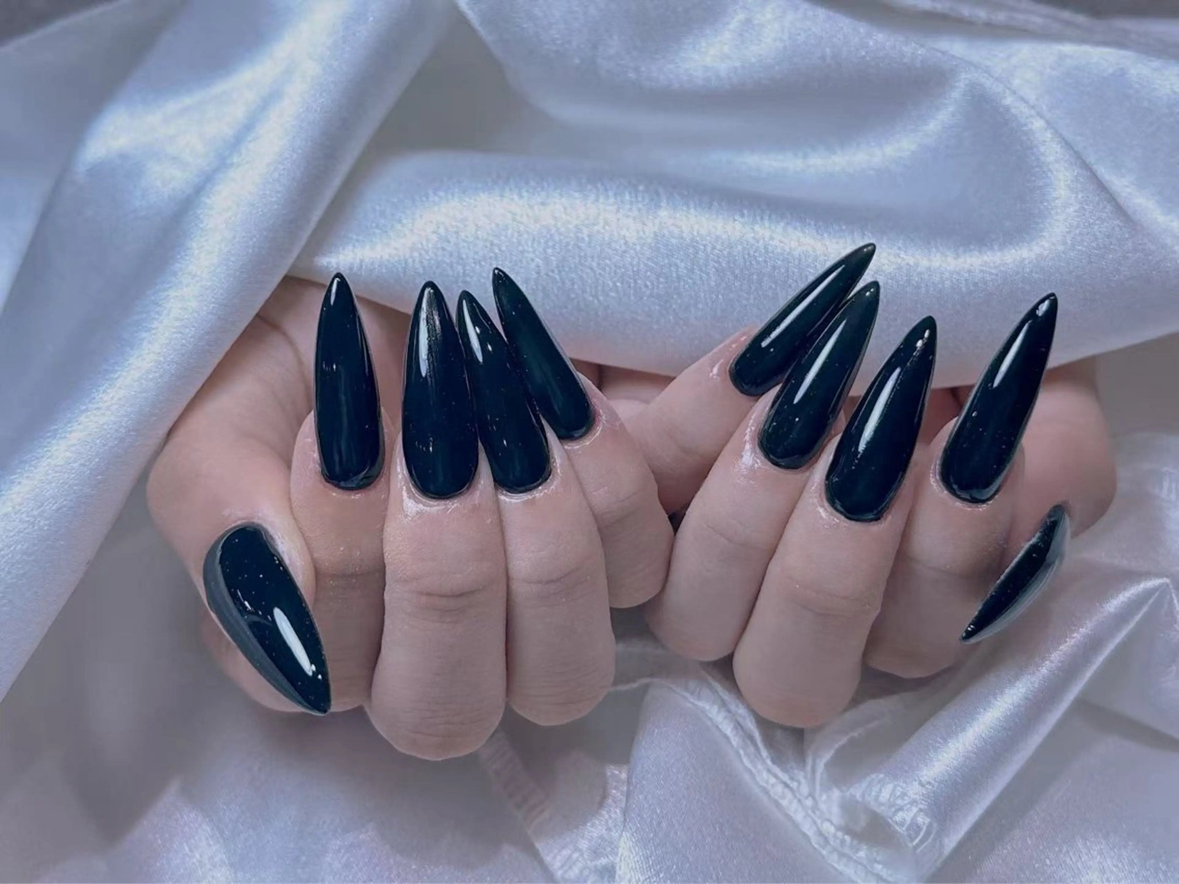 ネイル 長さ出し専門店 RIRIのネイルデザイン