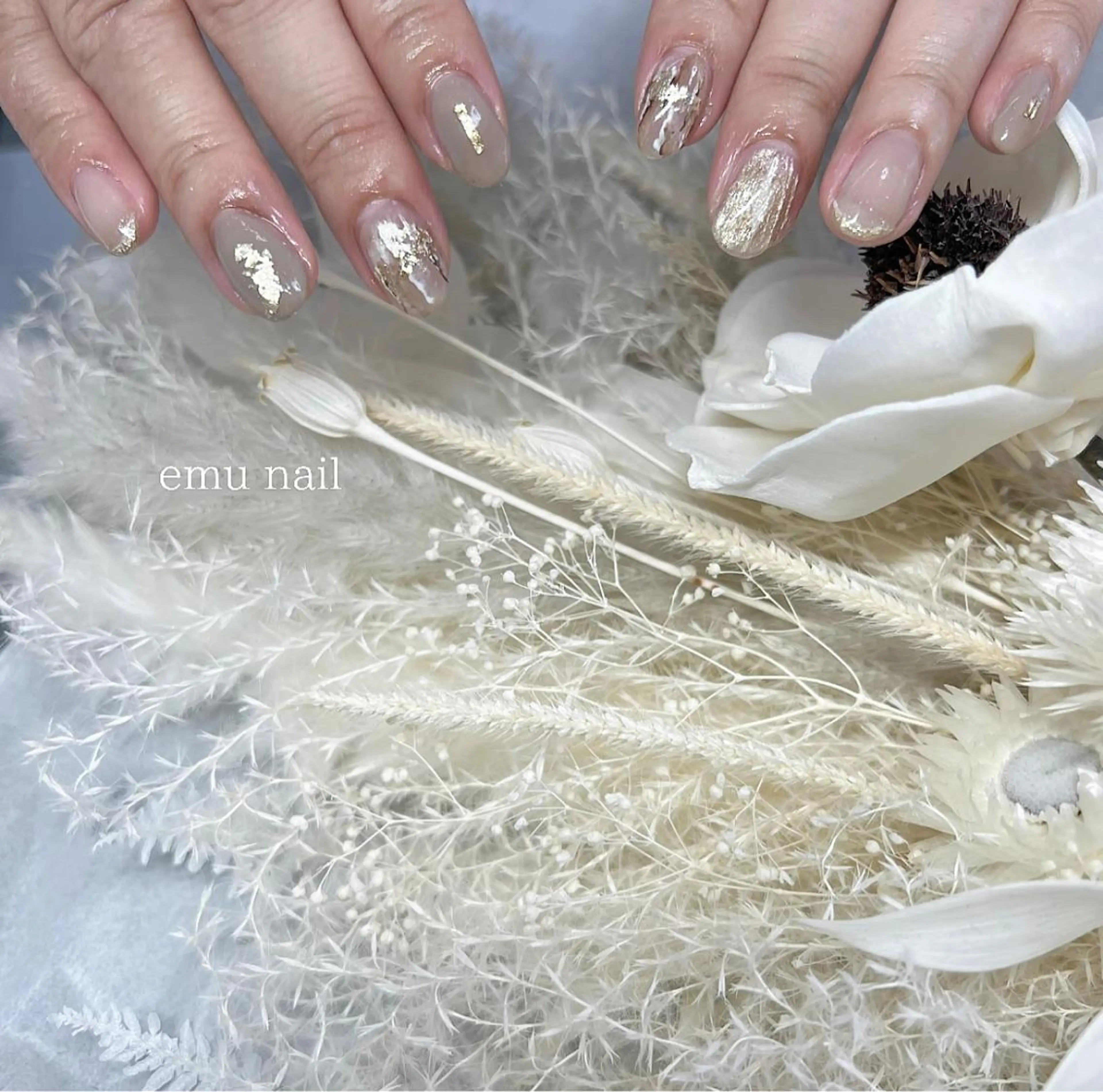 ネイル ゴールド ニュアンスネイル ショートネイル シルバー emu nailのネイルデザイン