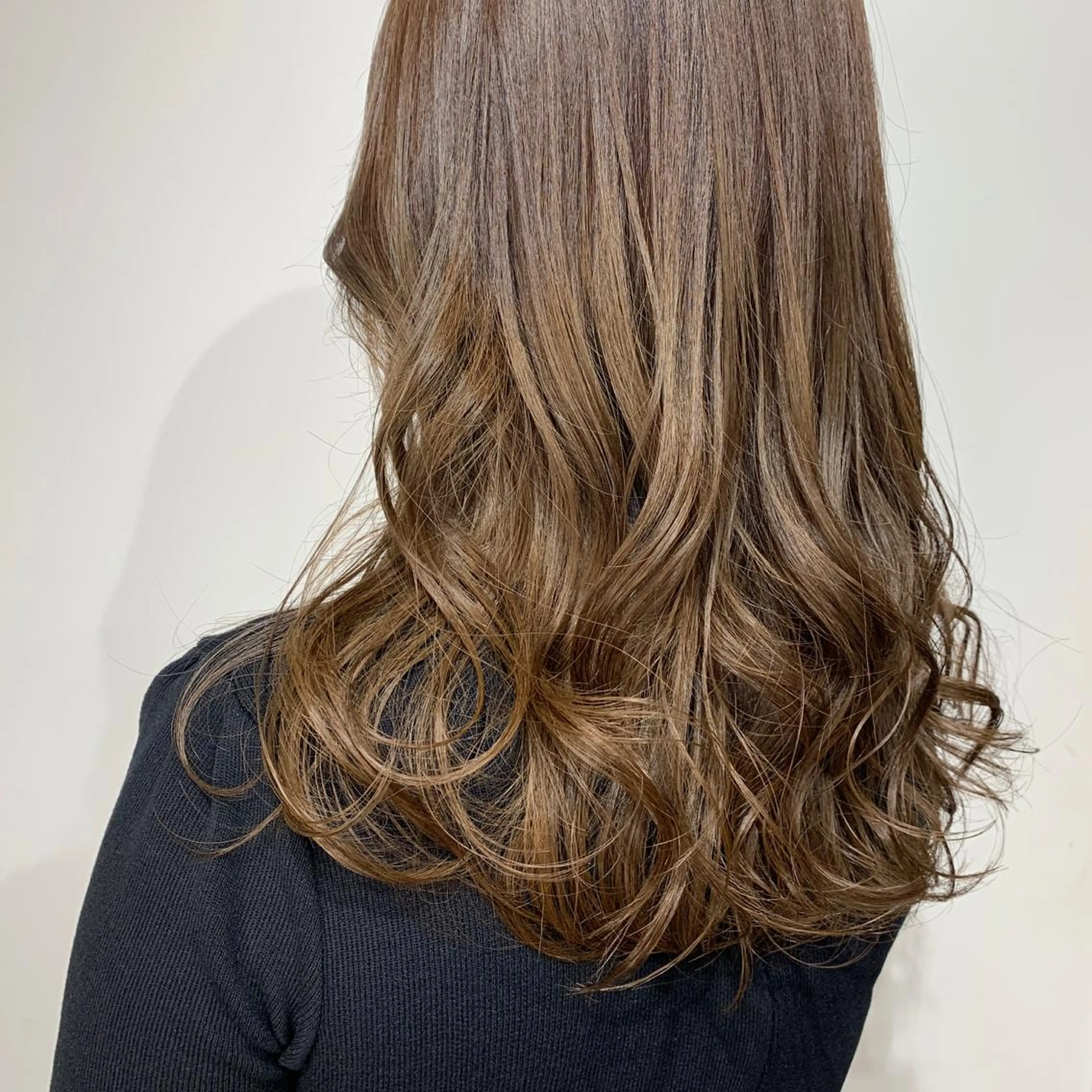 セミロング カラー HARUKA韓国ヘア /Luana梅田のヘアスタイル