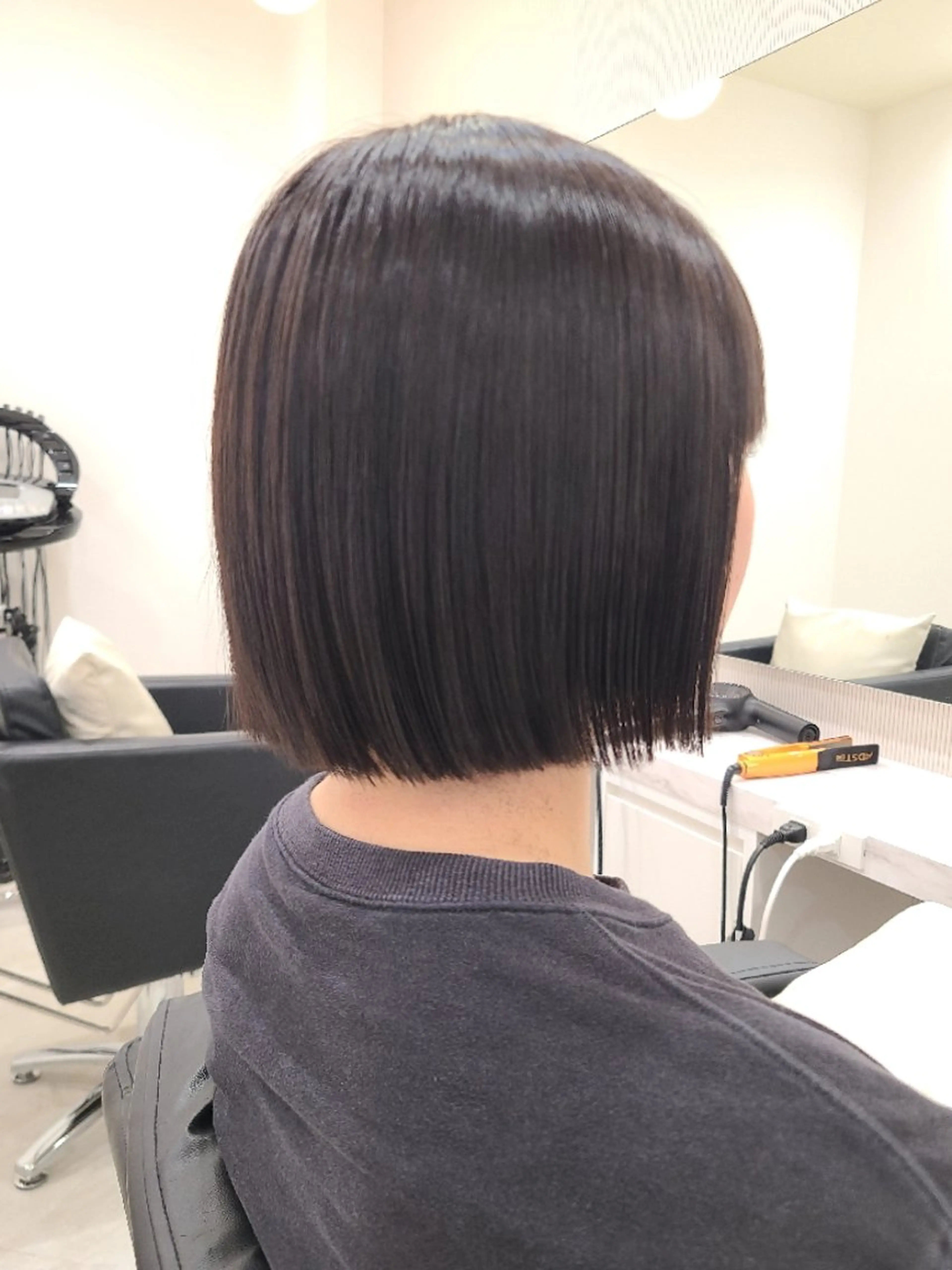 ショート 切りっぱなしボブ ボブ カット 桐島 令奈のヘアスタイル