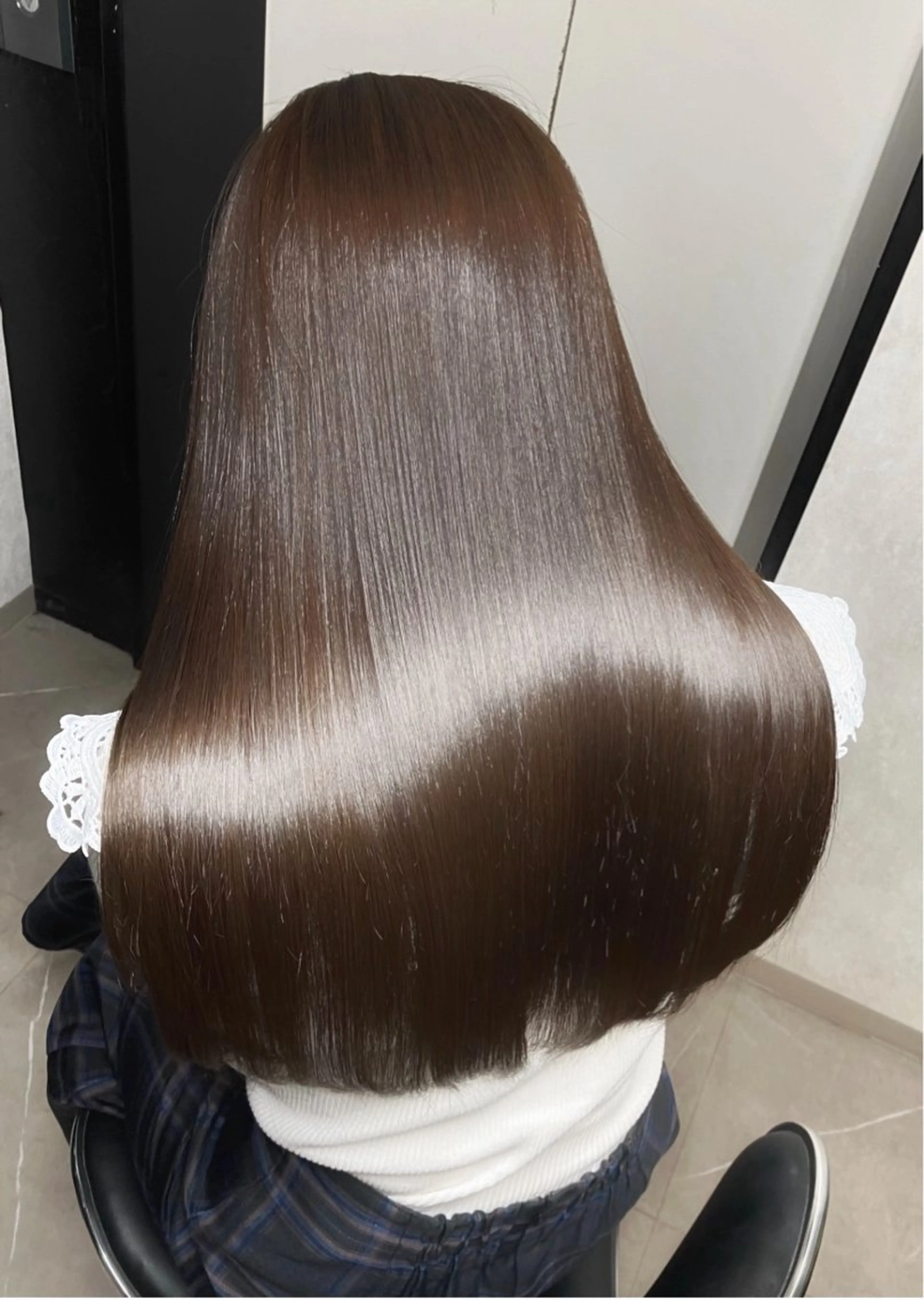 ミディアム カット ヘアカラー トリートメント uniii/新宿 髪質改善/縮毛矯正のヘアスタイル