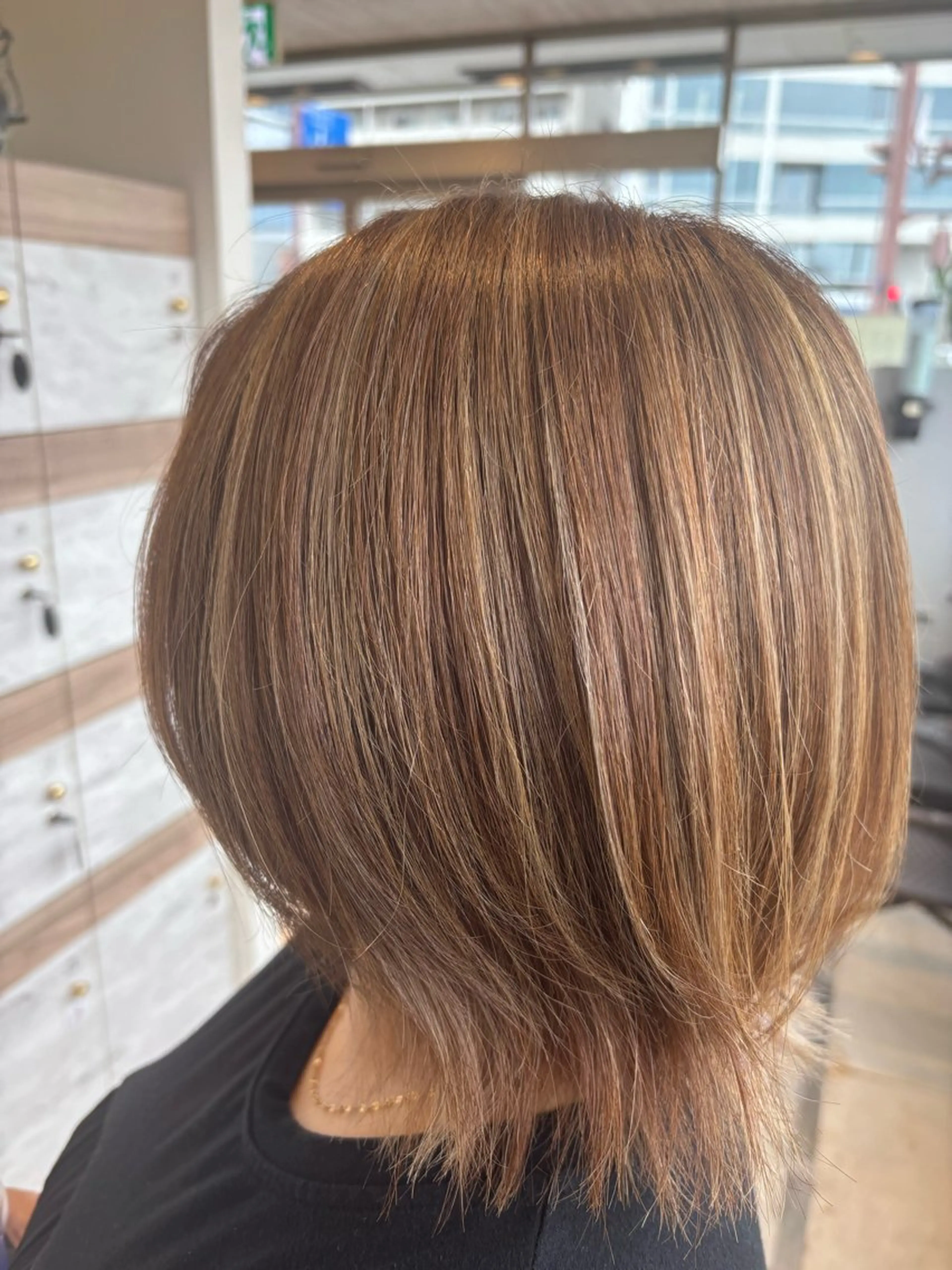ミディアム カラー ベージュカラー 透明感カラー ハイライトカラー ミルクティーベージュ ボブ ヘアカラー 🏵️EARTH/A aya🏵️のヘアスタイル