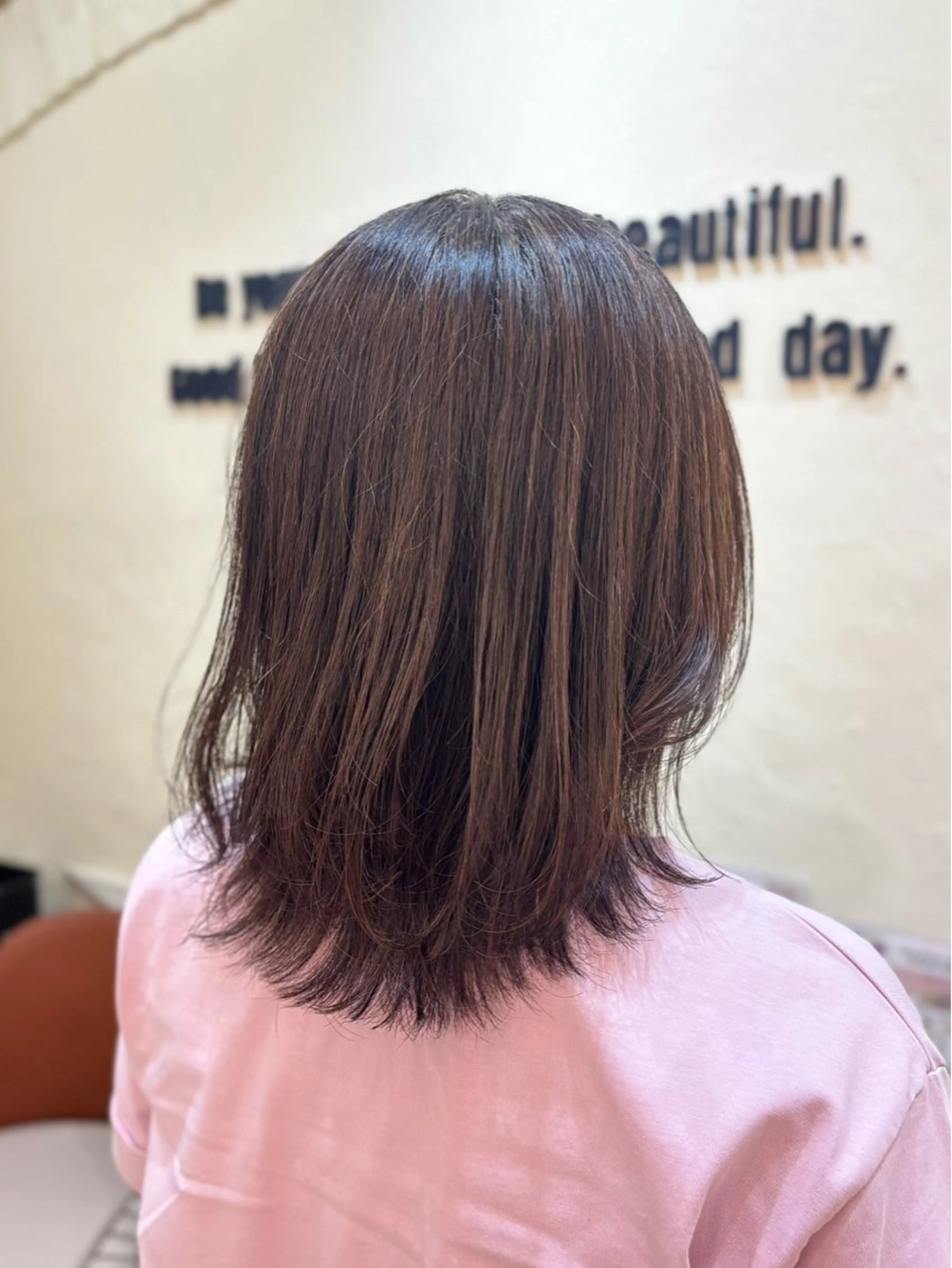 ミディアム ボブ レイヤーカット 外ハネヘア HARUNA 🌼*･のヘアスタイル