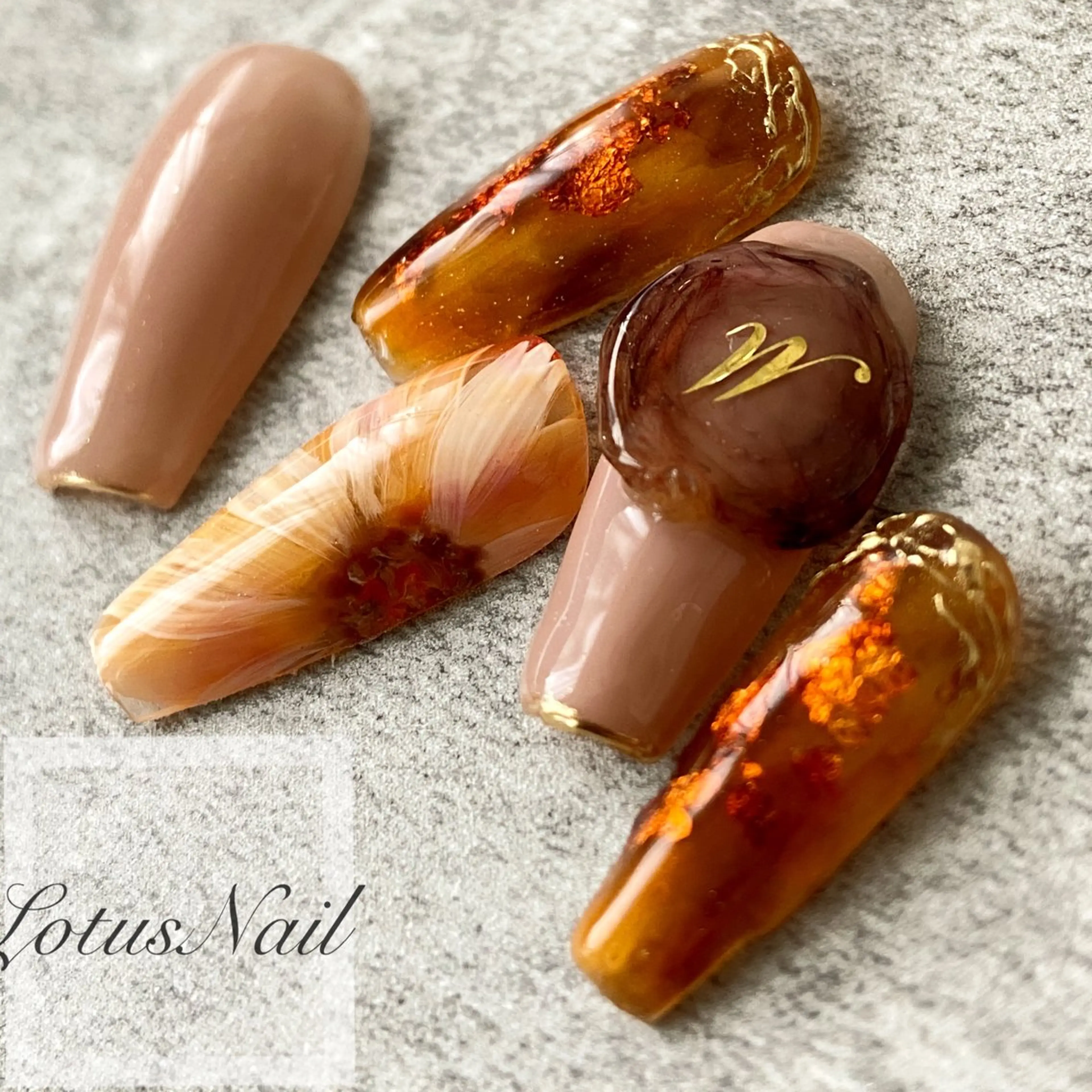 ネイル ハンドネイル Lotus Nailのネイルデザイン