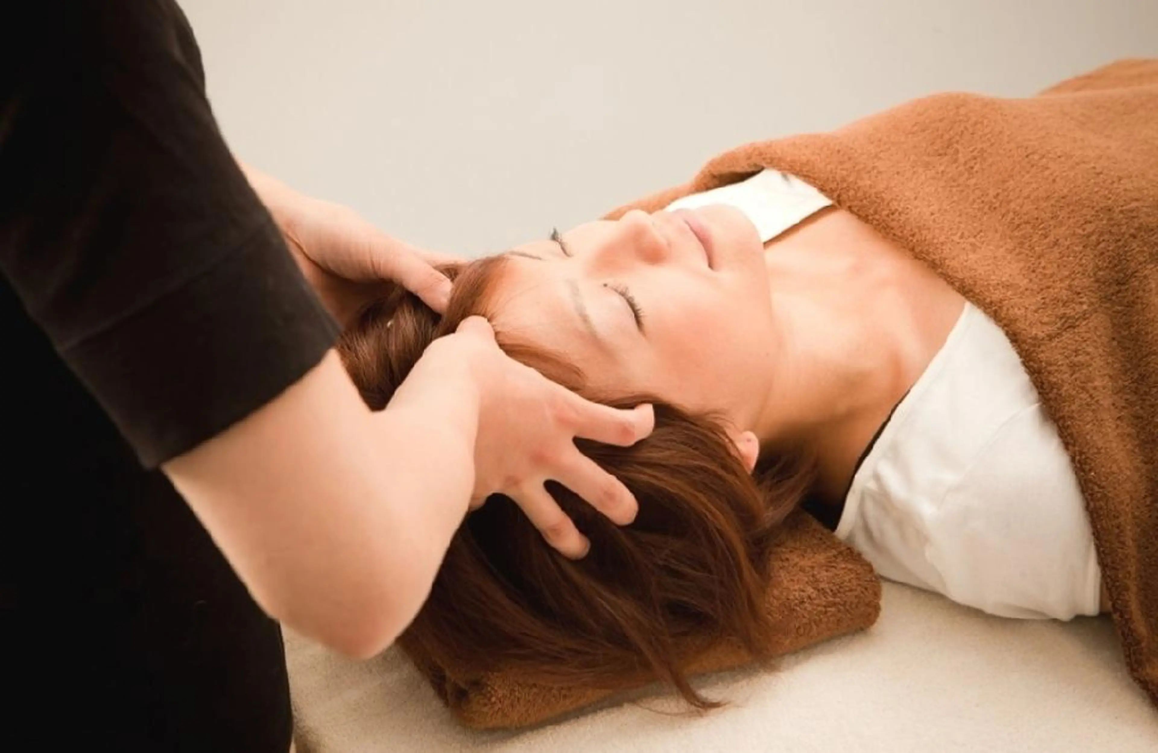 炭酸ヘッドマッサージ+ 顔コリマッサージ🍀頭をスッキリ、お顔をスッキリ❗️の写真