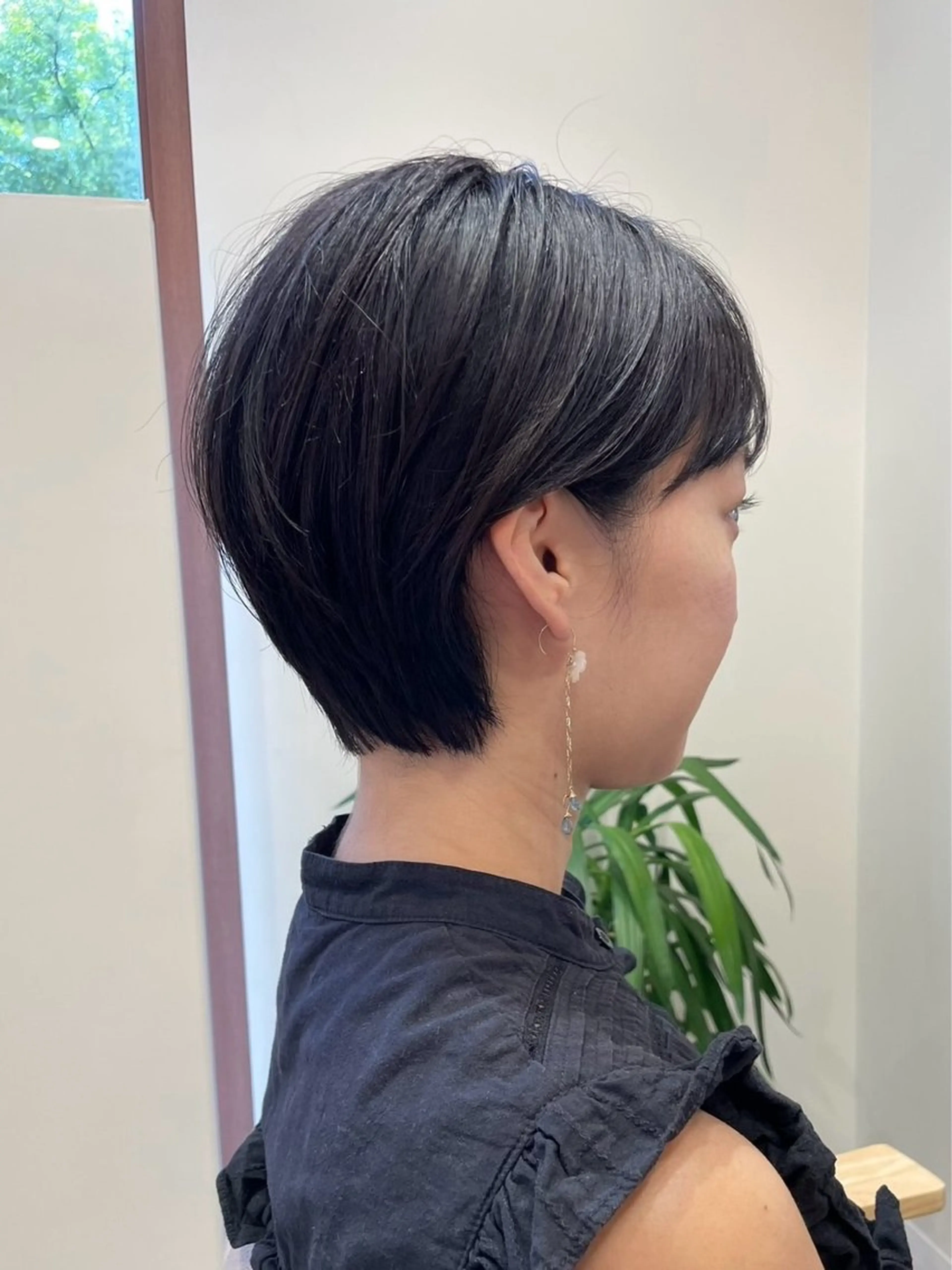 ショート 中嶋 うみのヘアスタイル