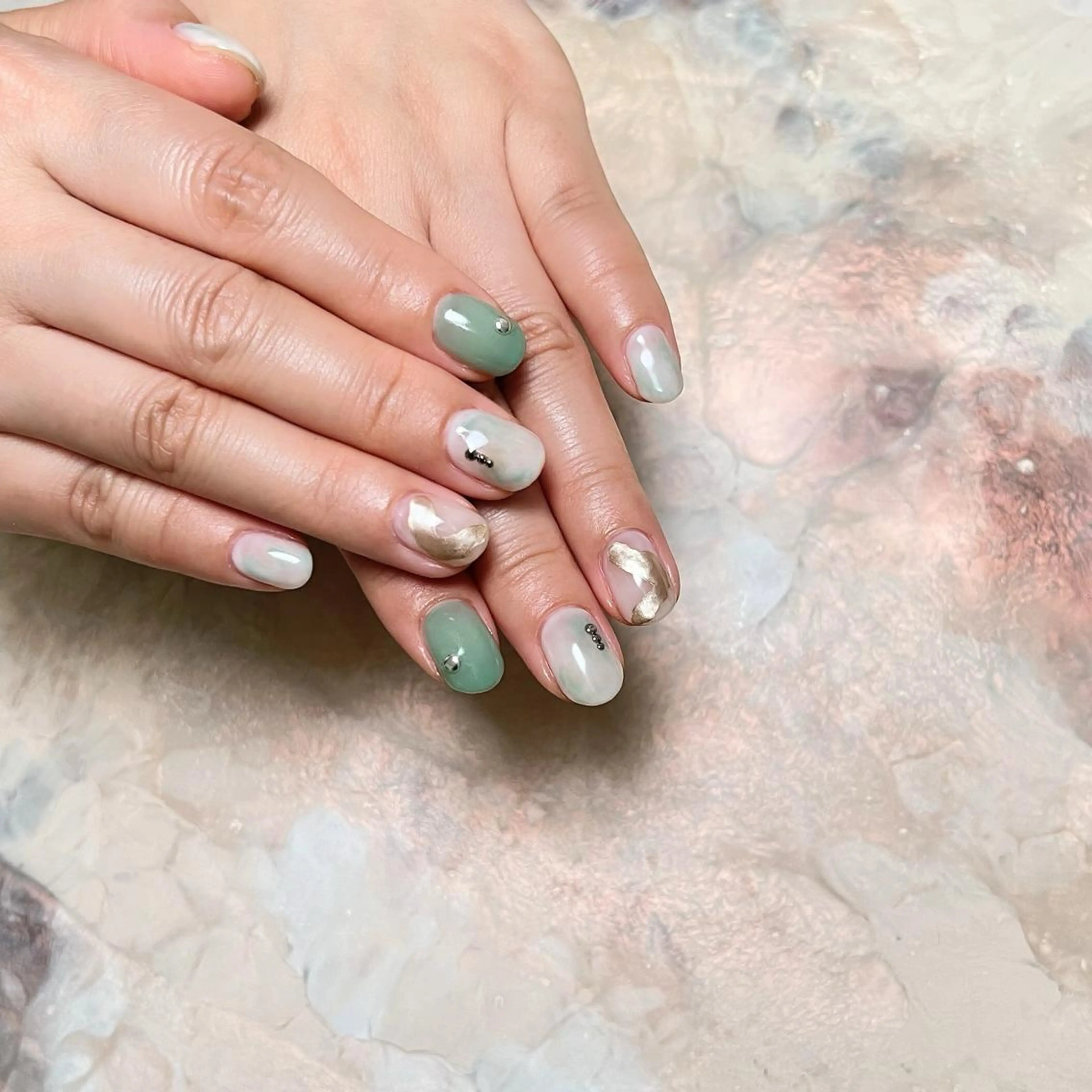 ネイル マグネットネイル ニュアンスネイル ショートネイル gemickle nailのネイルデザイン