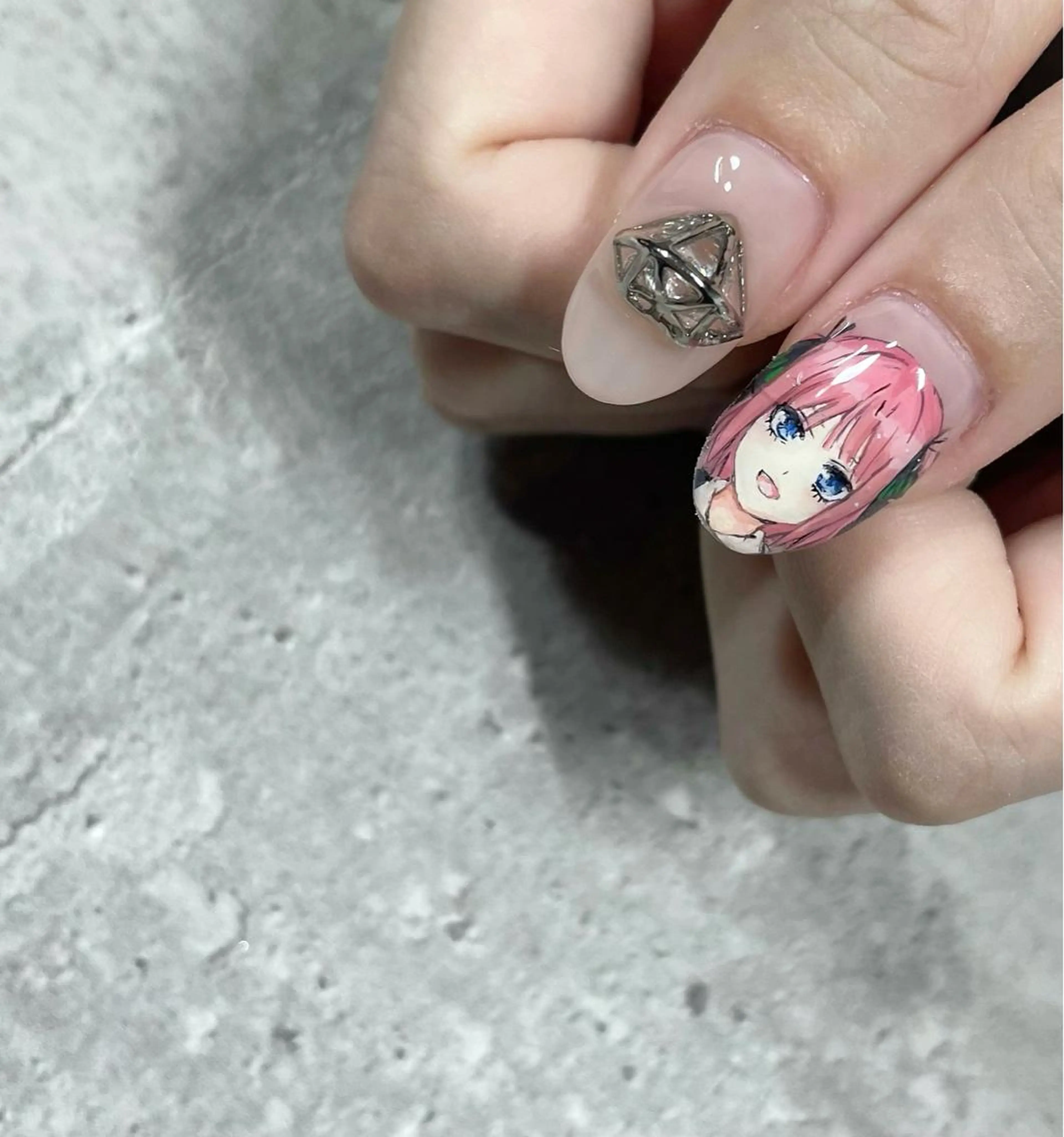 ネイル 東 千夏のネイルデザイン