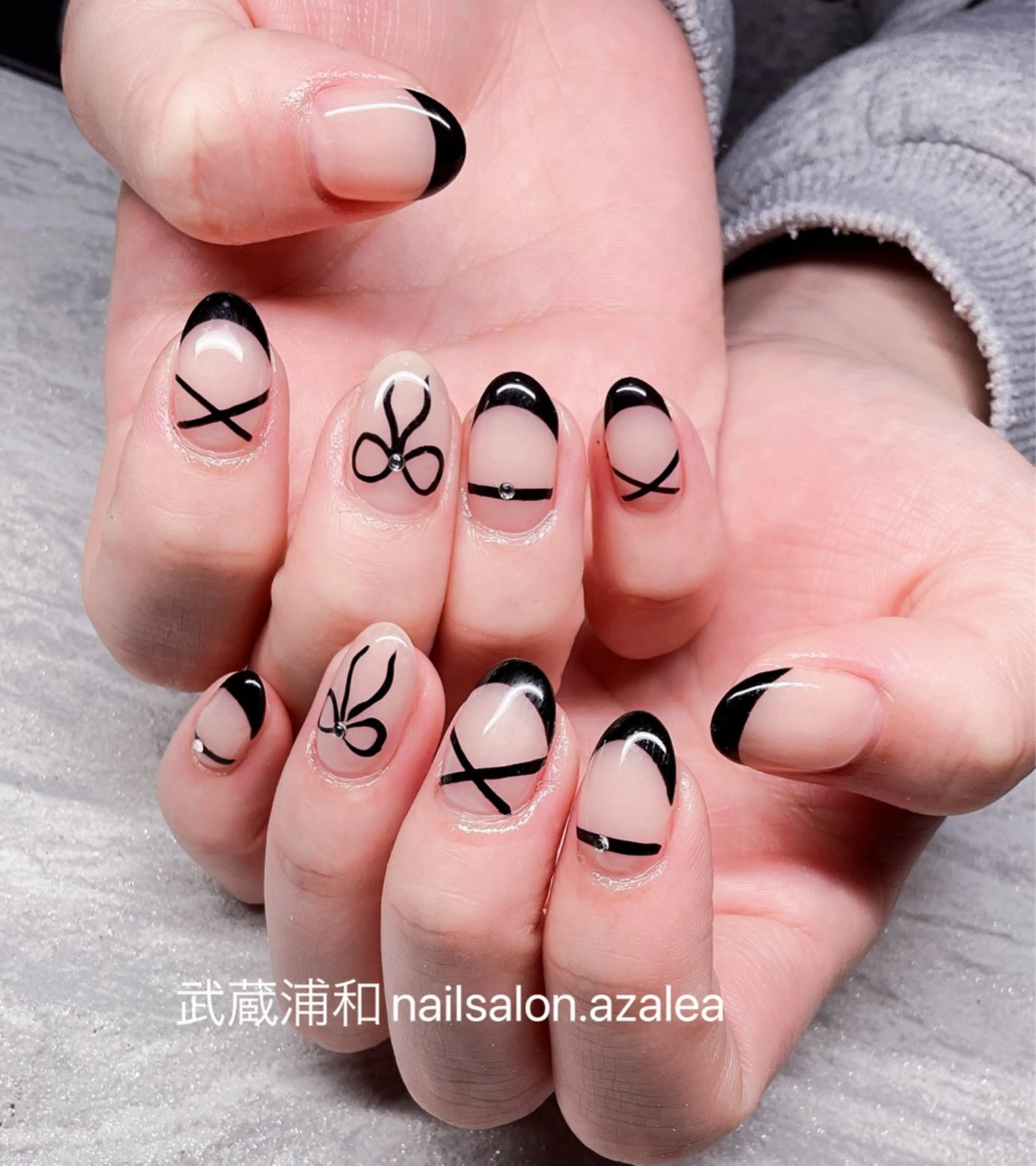 ネイル ハンドネイル R inのネイルデザイン