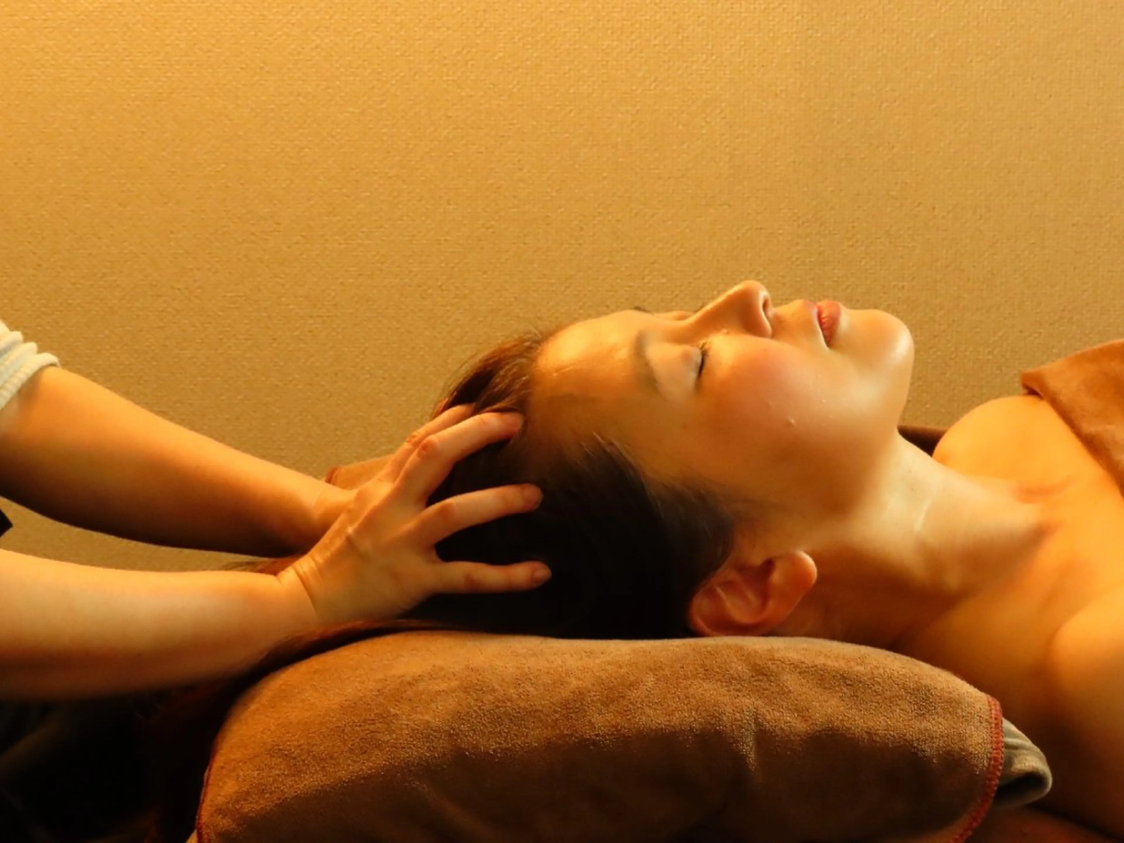 【人気】美容整体＋頭蓋骨小顔セラピー 100分の写真