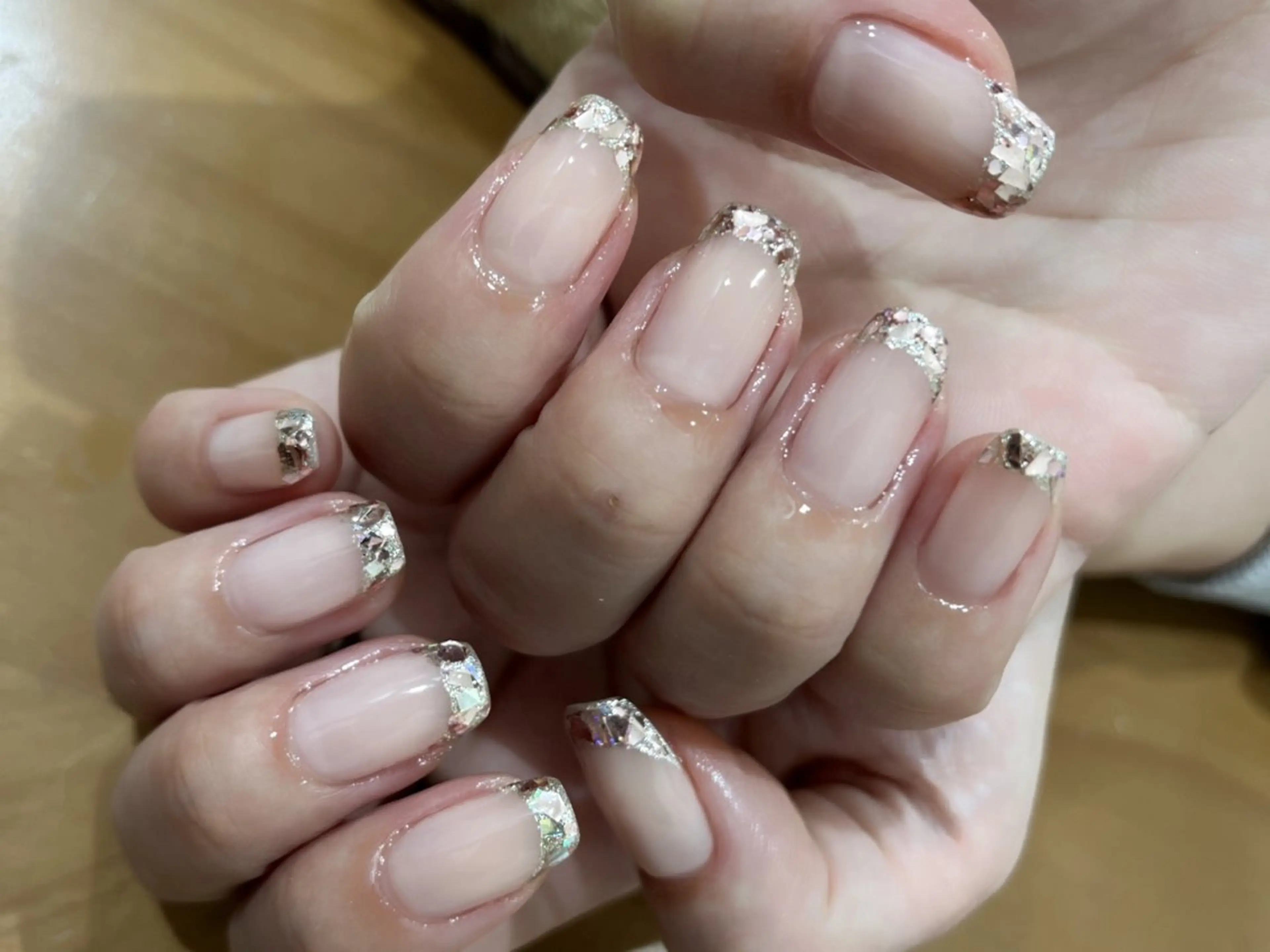 ネイル フレンチネイル ガラスフレンチ ハンドネイル 中川 愛理のネイルデザイン