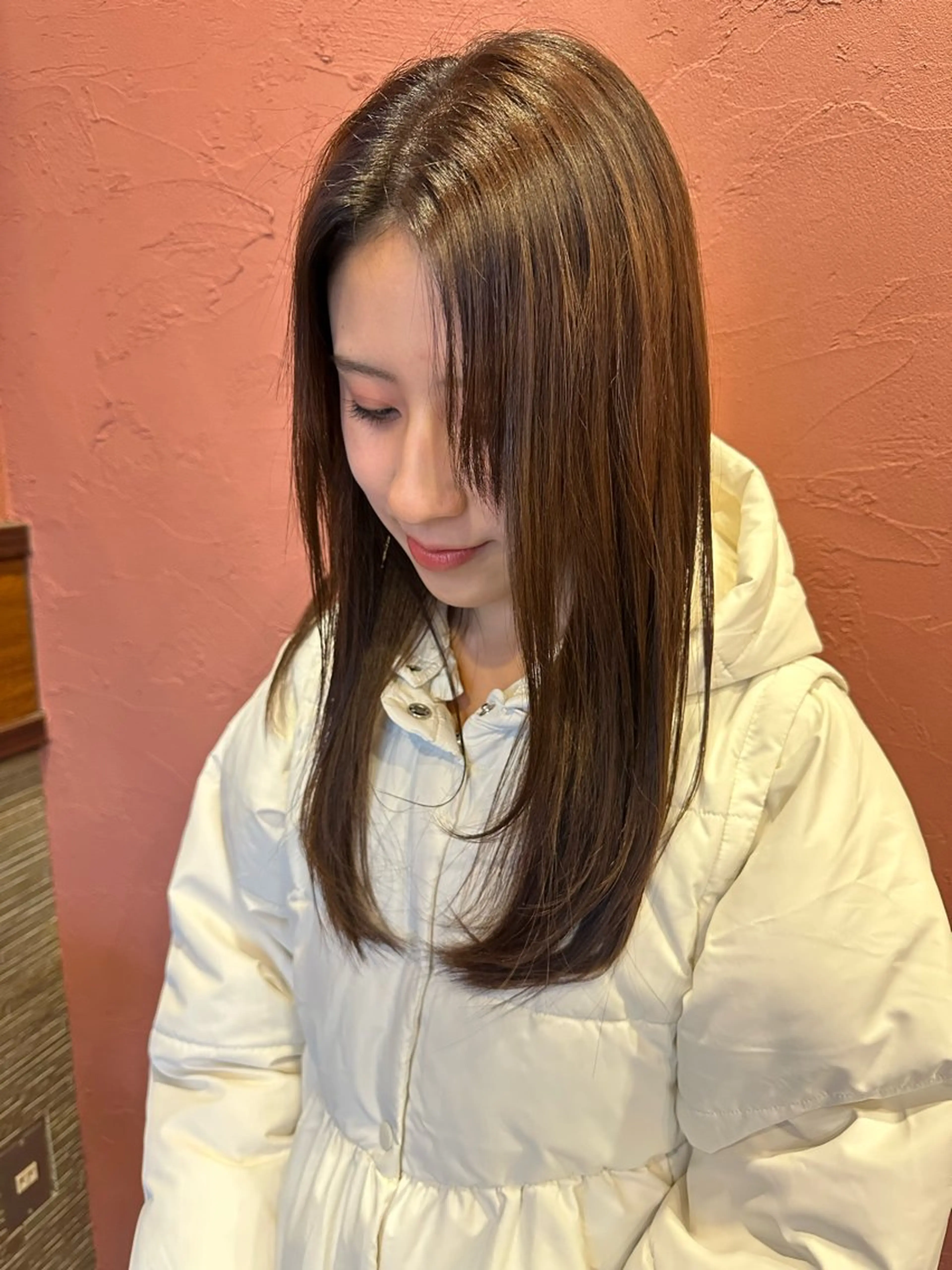 ロング カラー ベージュカラー ハイトーンカラー ハイトーンベージュ 岩崎流成 スタイリストのヘアスタイル