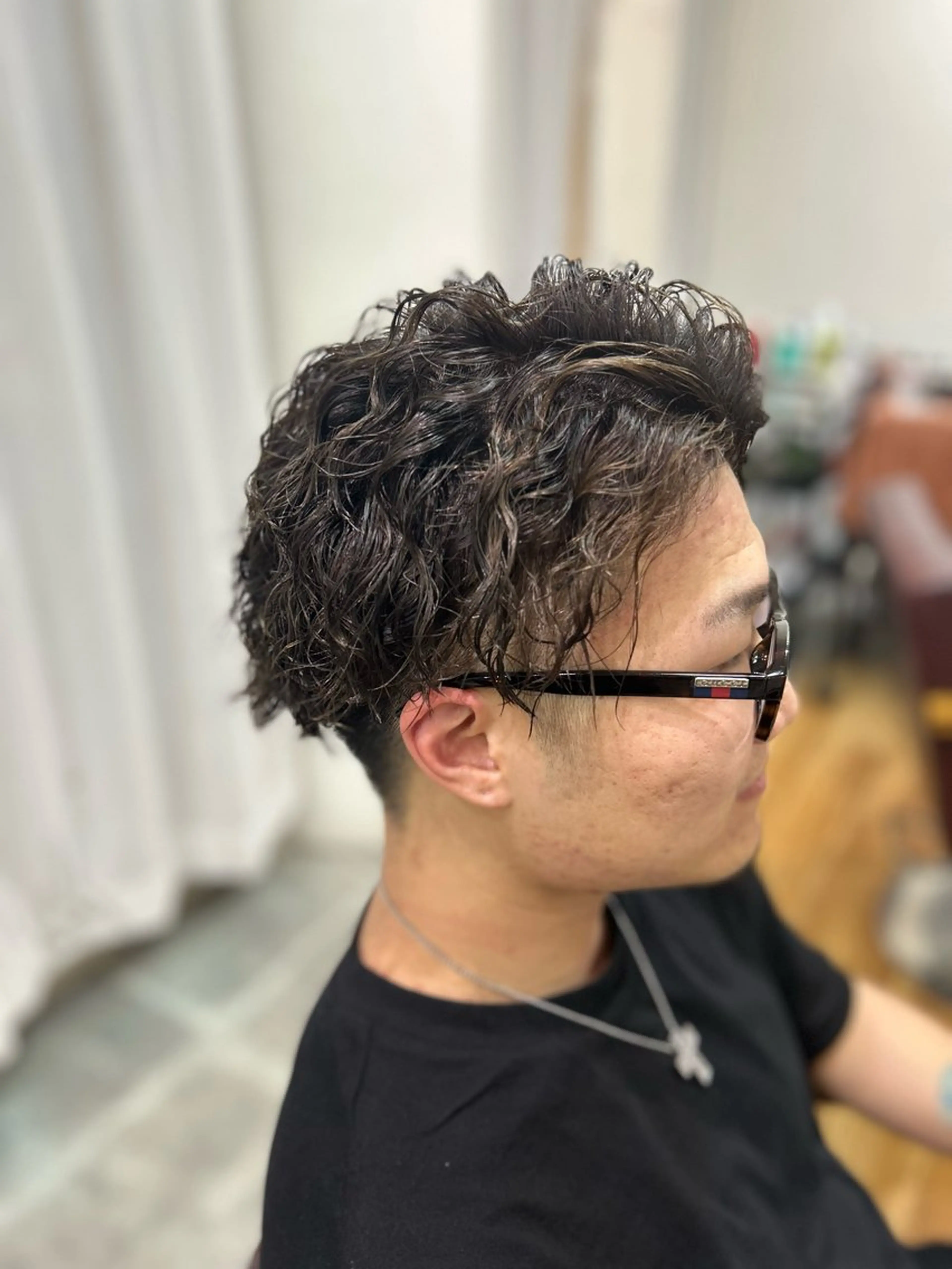 ショート パーマ メンズ メンズブリーチ メンズパーマ カット パーマ CECIL hair なんば店所属・メンズパーマ 艶髪☆店長☆有馬のヘアスタイル