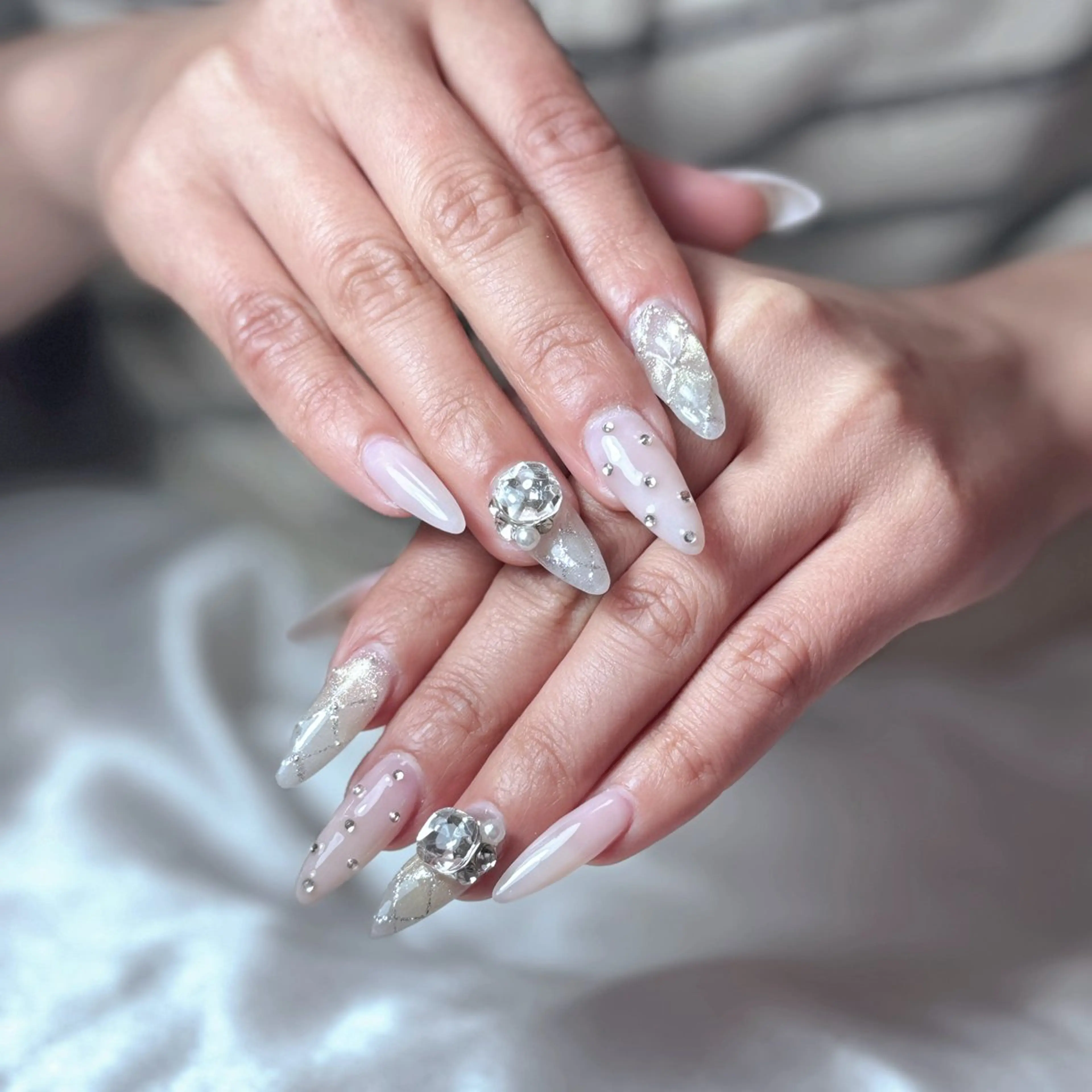 パーツ付け放題（持ち込みOK／8​〜​10本デザイン）¥9,900の写真