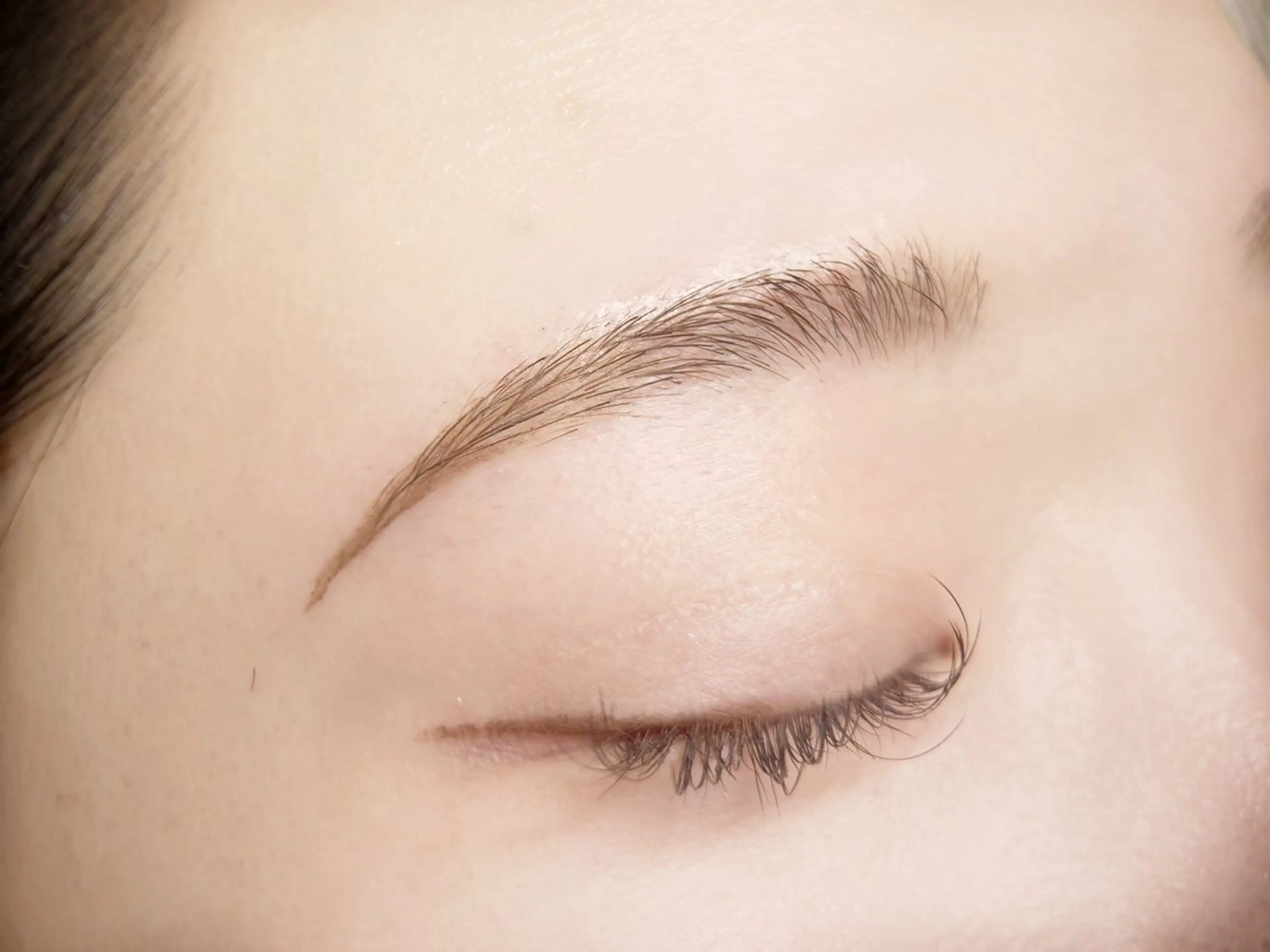 アイブロウ ワックス脱毛 眉カット Beauty Salon PIMIL所属・PIMIL佐々木 亜里沙のマツエク・マツパデザイン