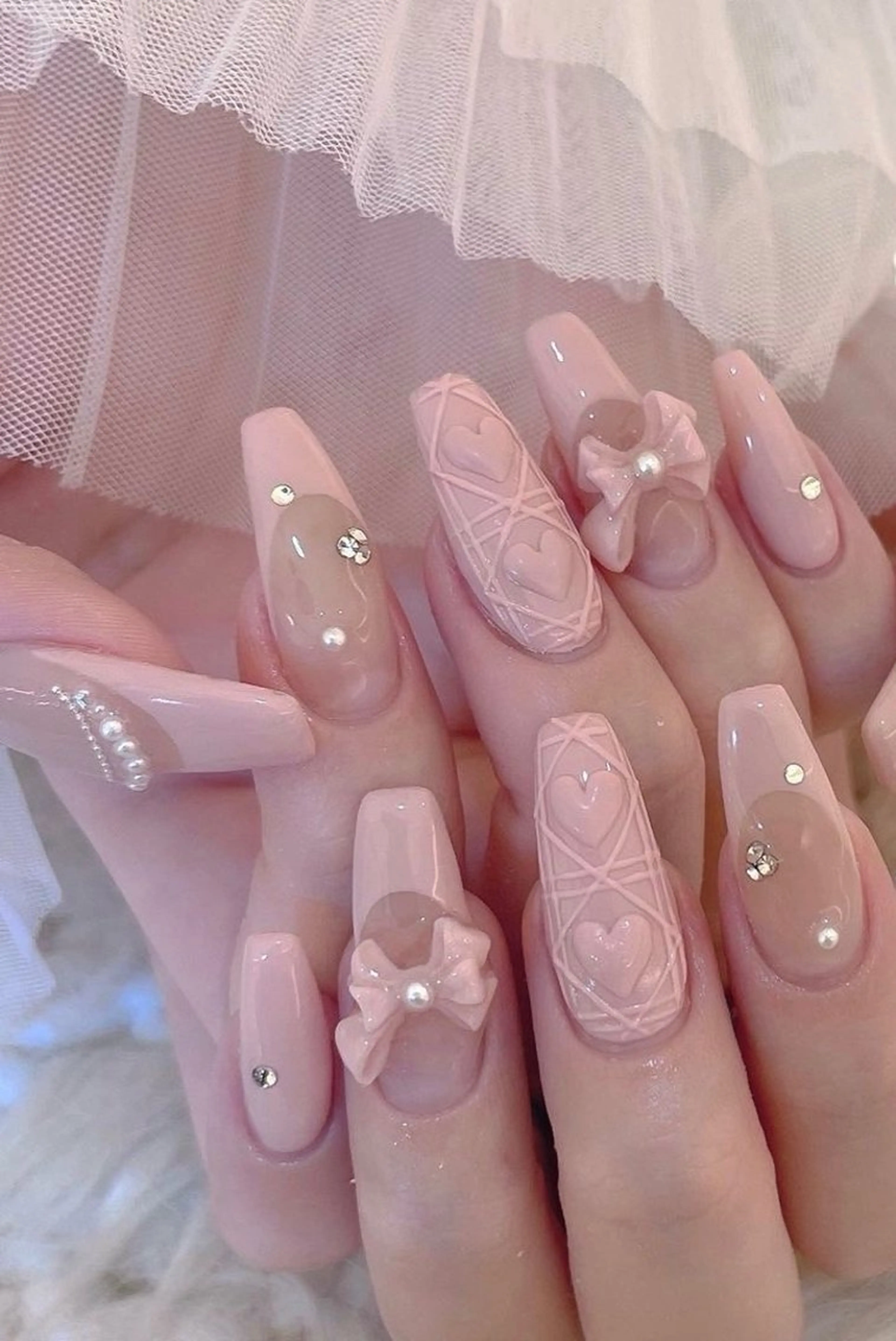 ネイル オーロラネイル チークネイル 長さ出し フットネイル フレンチネイル ハンドネイル Lee Nailsのネイルデザイン