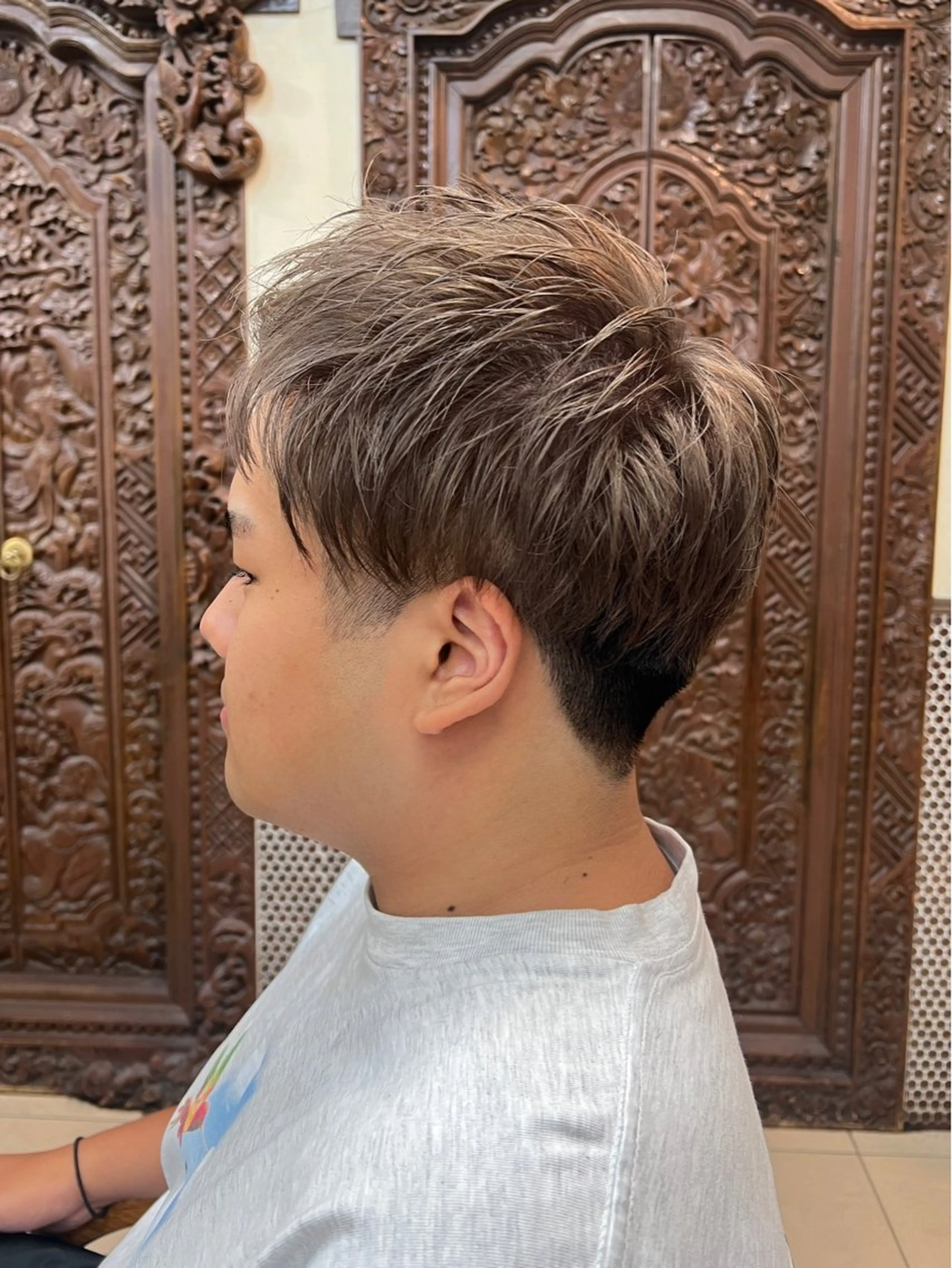 メンズ メンズブリーチ 大人女性のお悩み改善 大塚綾のヘアスタイル