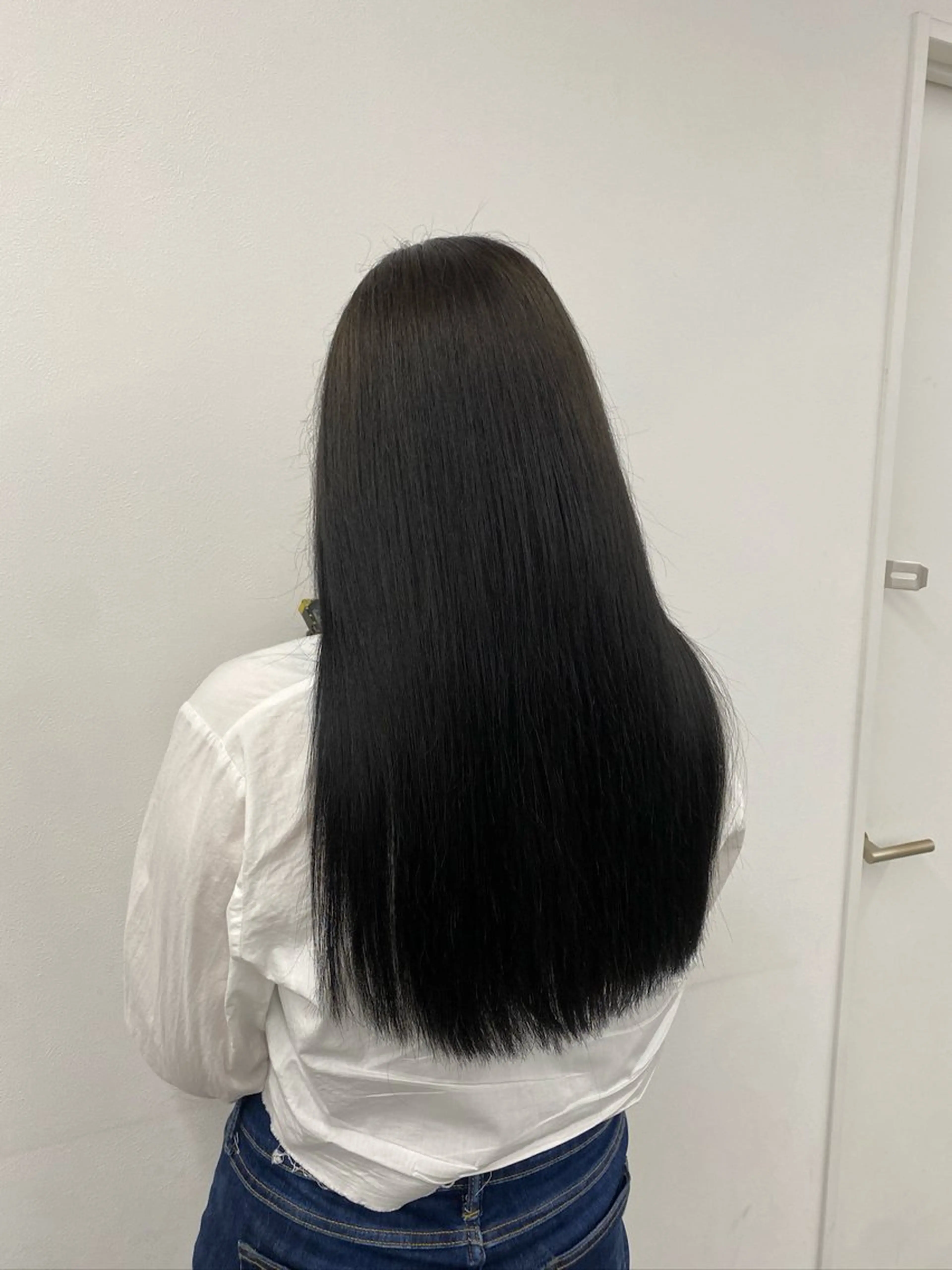 ロング カラー 髪質改善 カット 縮毛矯正 トリートメント 💙ハイトーン韓国風 色白ヘア💙manaのヘアスタイル